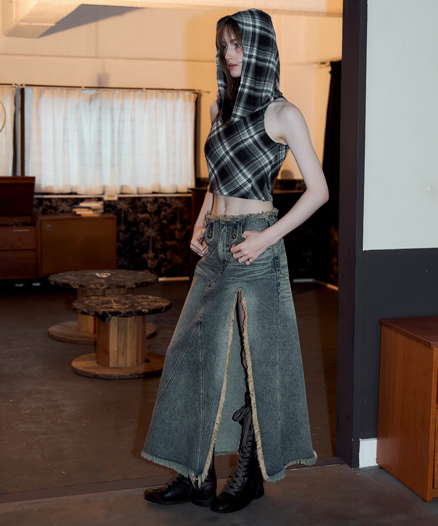 MODEL:174cm/COLOR:BLACK/SIZE:F