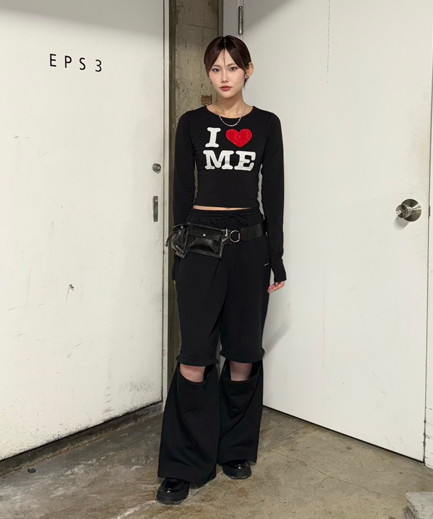 STAFF:167cm/COLOR:BLACK/SIZE:F