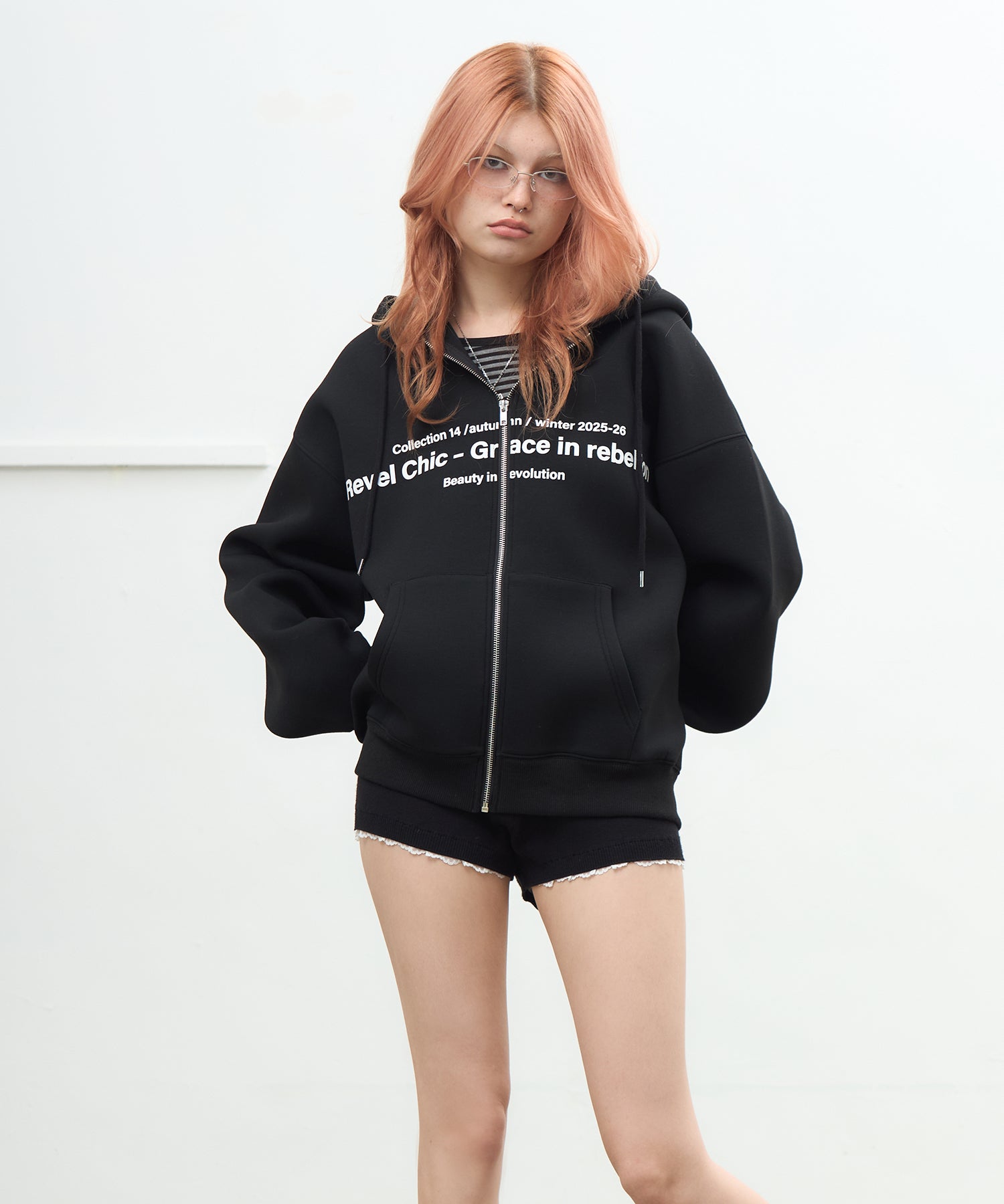 MODEL:170cm/COLOR:BLACK/SIZE:F