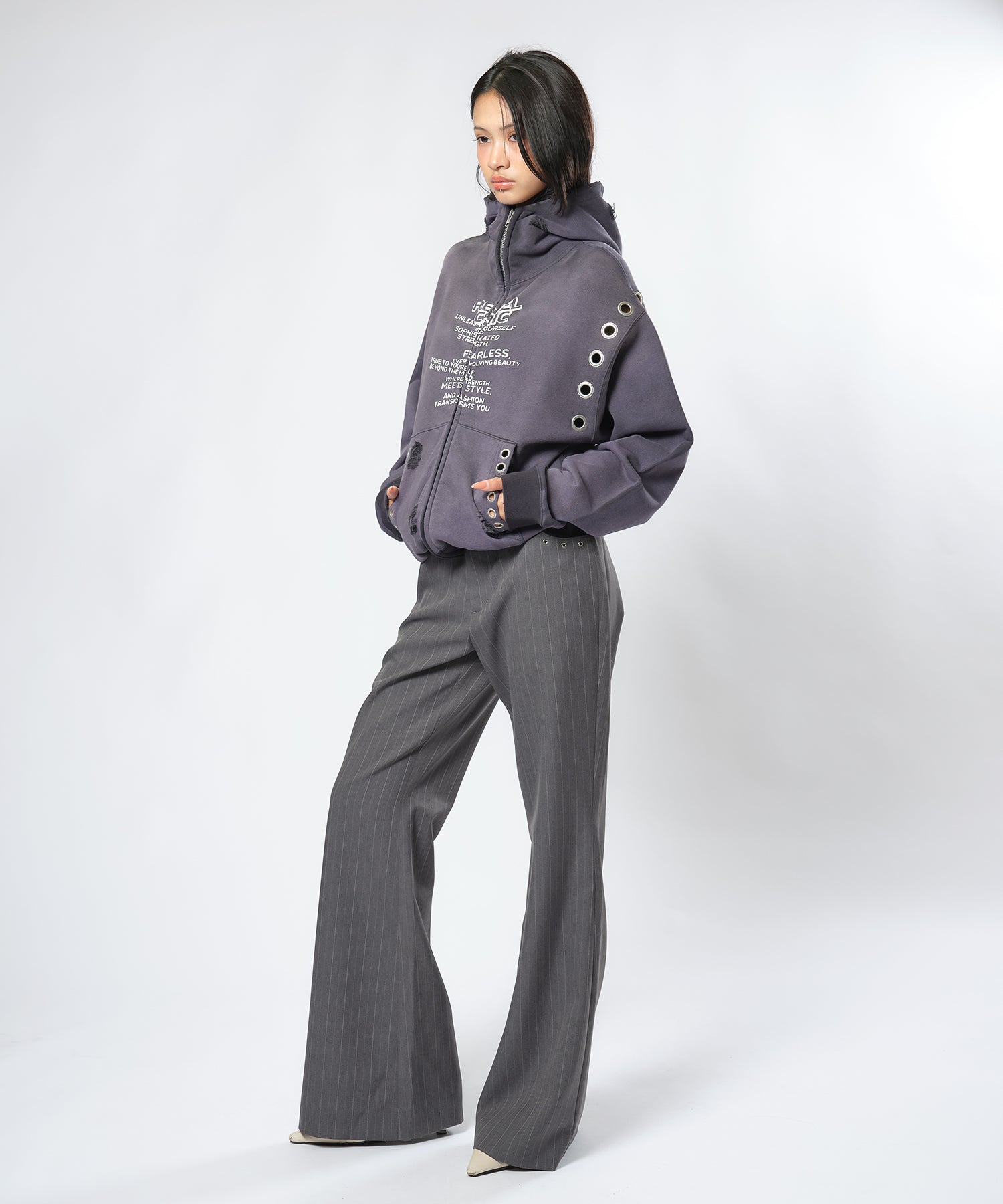 MODEL:170cm/COLOR:NAVY/SIZE:F