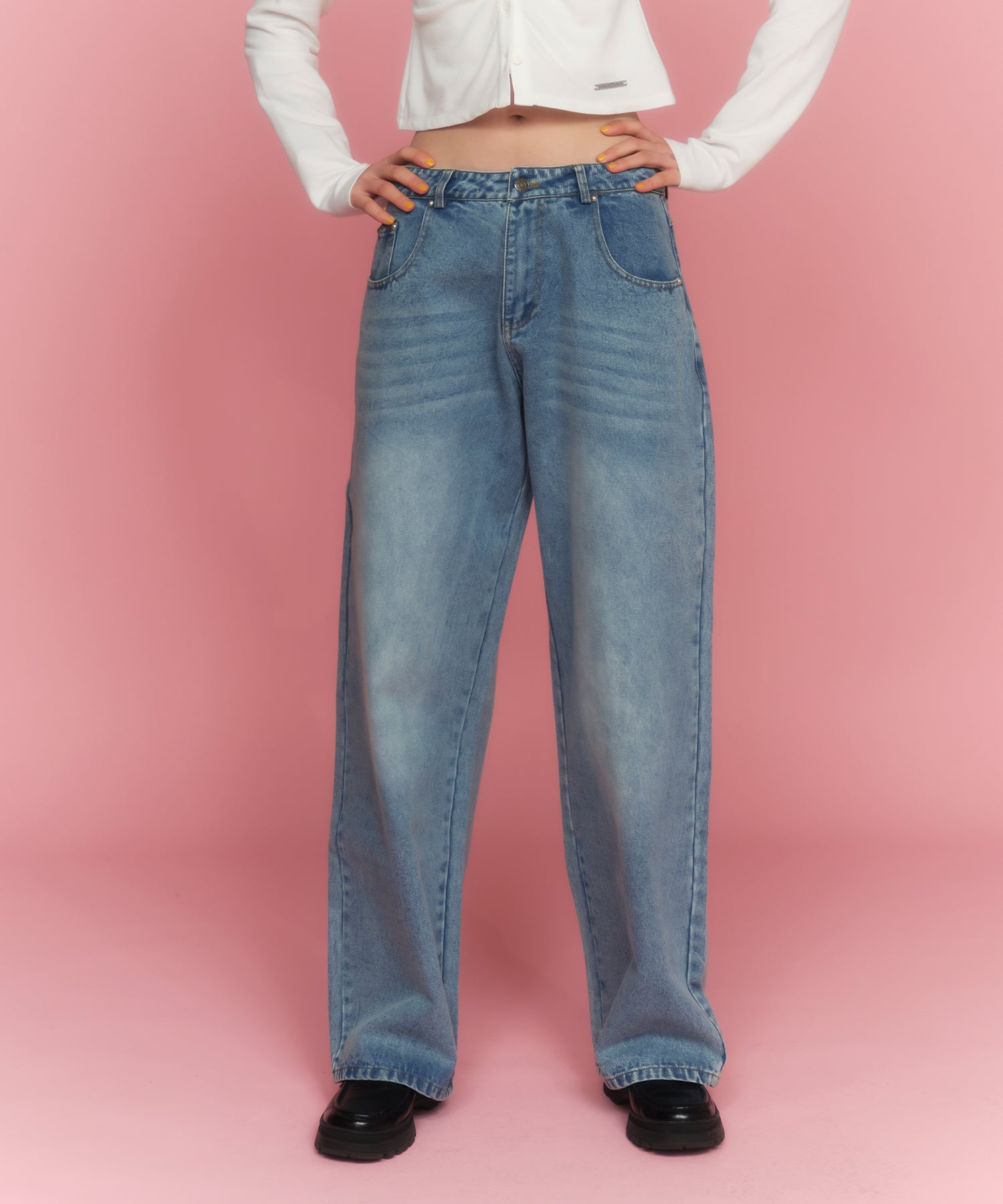 MODEL:174cm/COLOR:LIGHT BLUE/SIZE:M