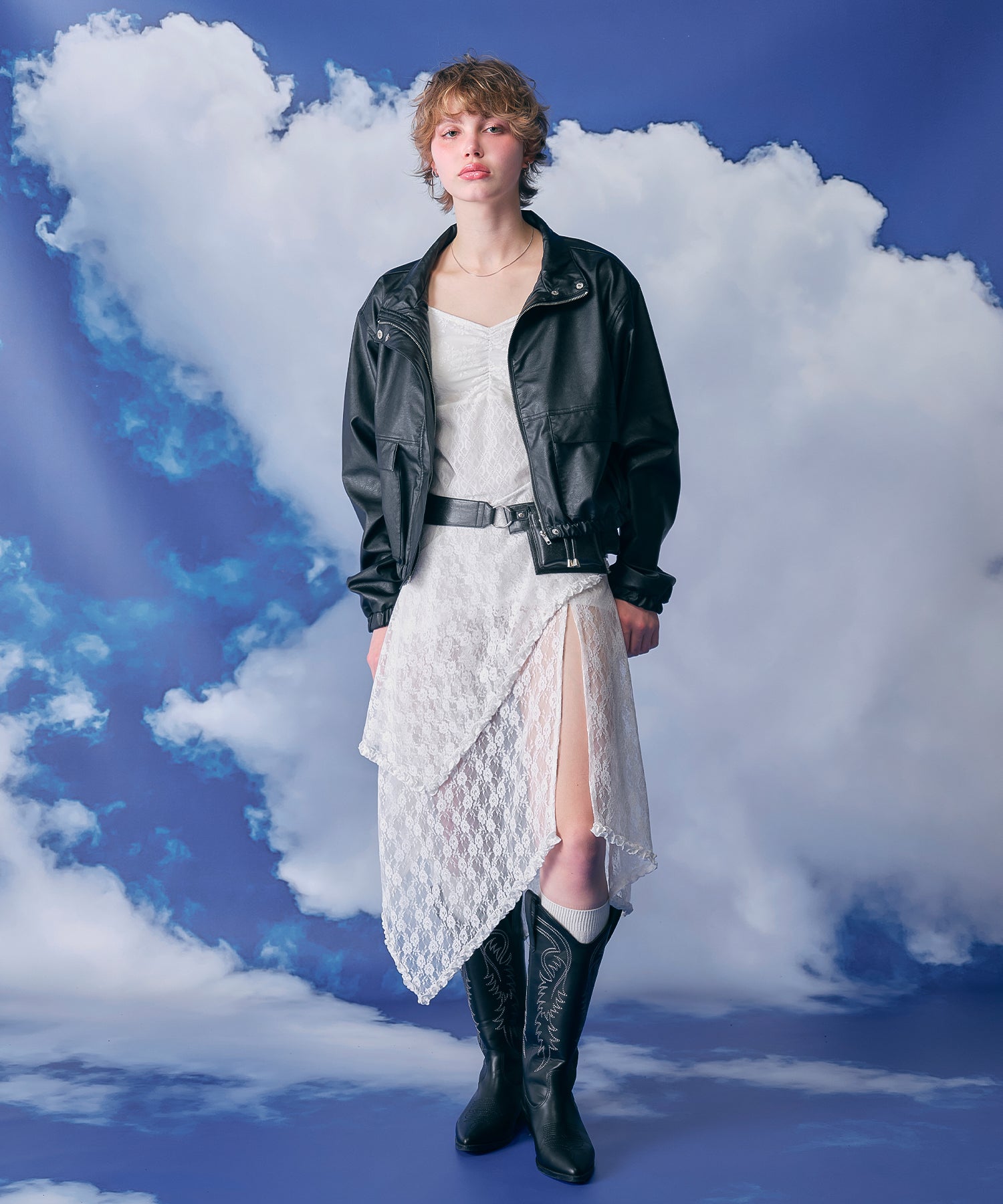 MODEL:170cm/COLOR:BLACK/SIZE:F