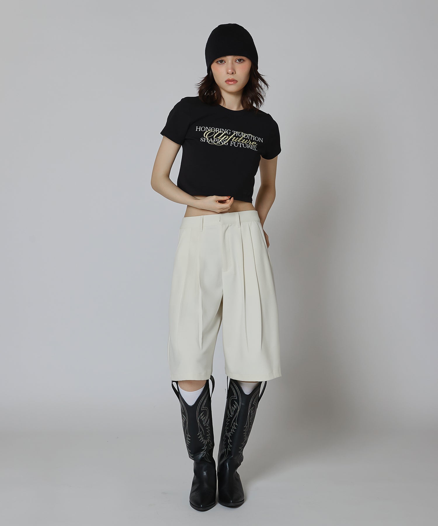 MODEL:163cm/COLOR:WHITE/SIZE:F