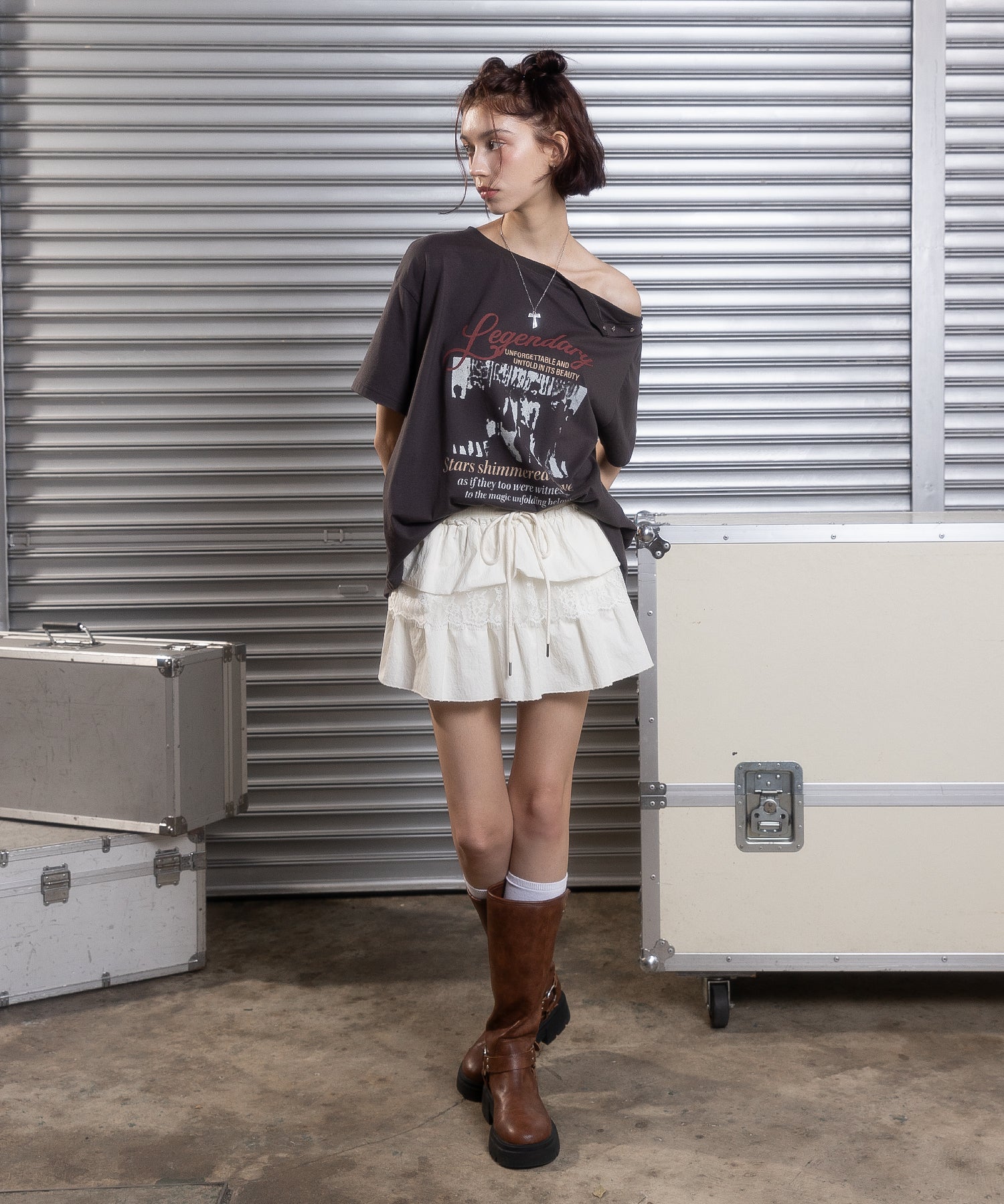 MODEL:172cm/COLOR:WHITE/SIZE:F