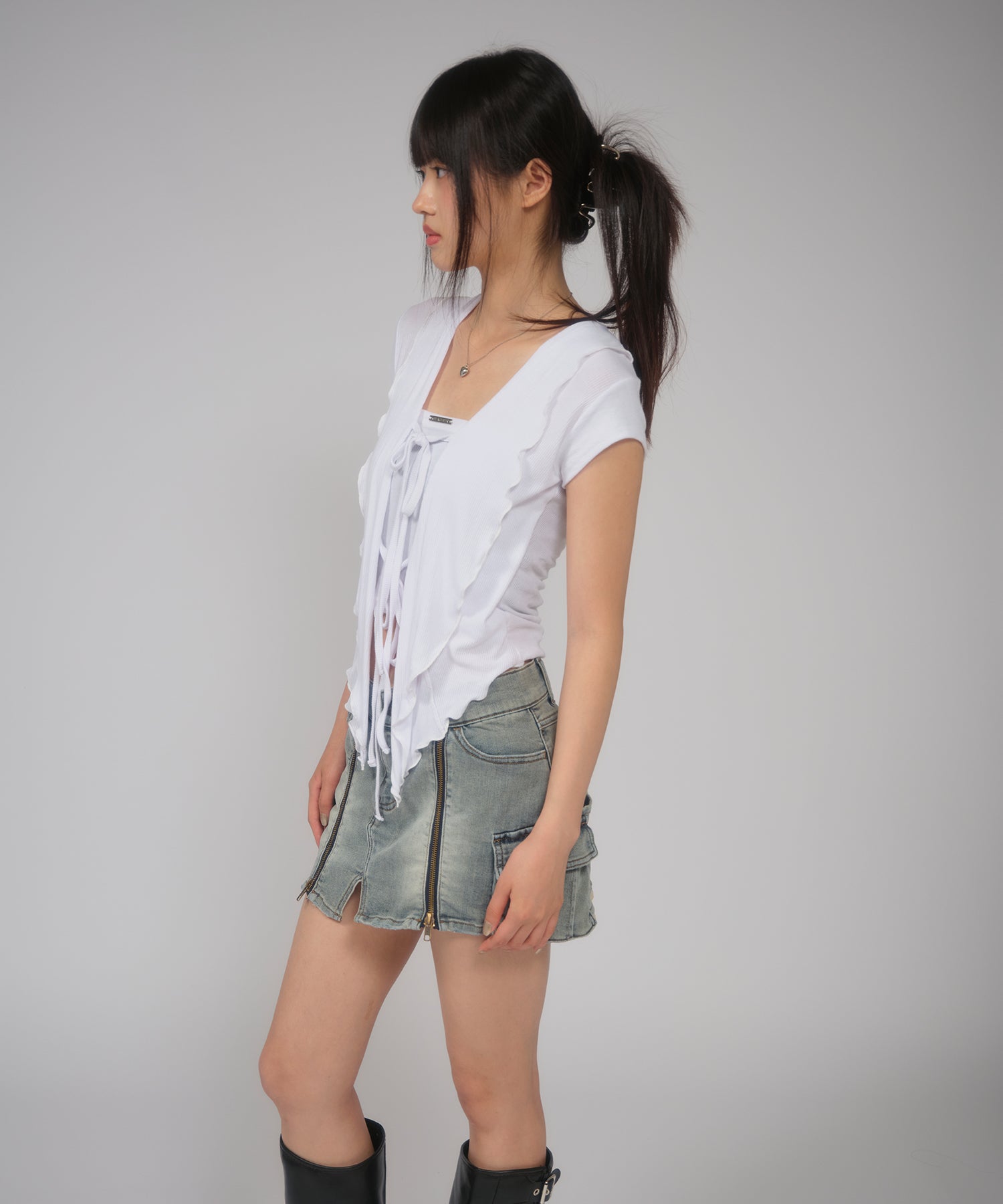 MODEL:168cm/COLOR:WHITE/SIZE:F