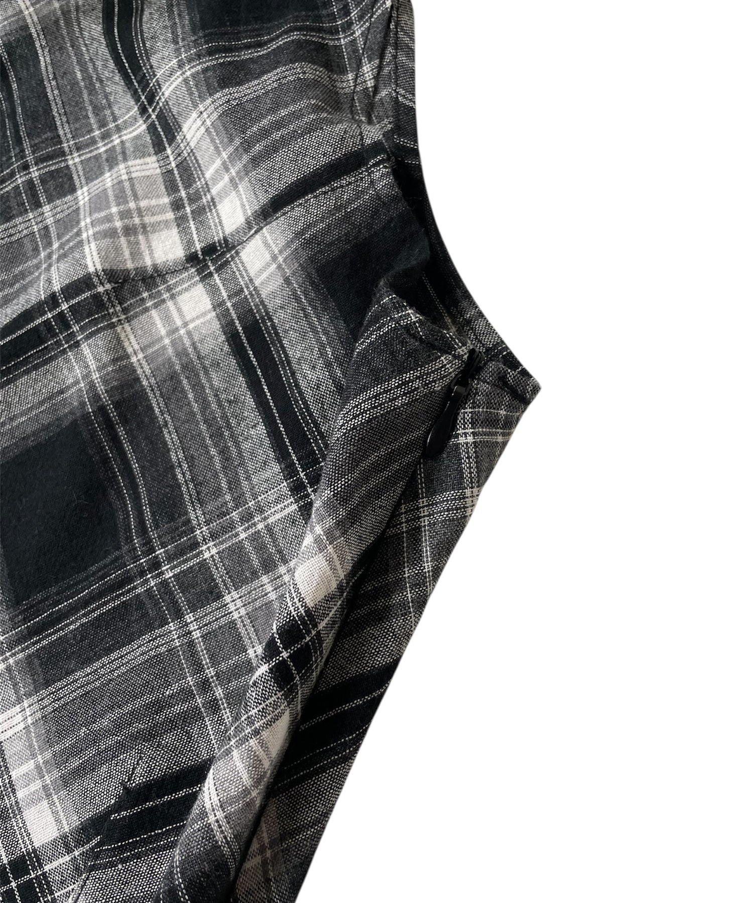 フーデッドドレープチェックタンク