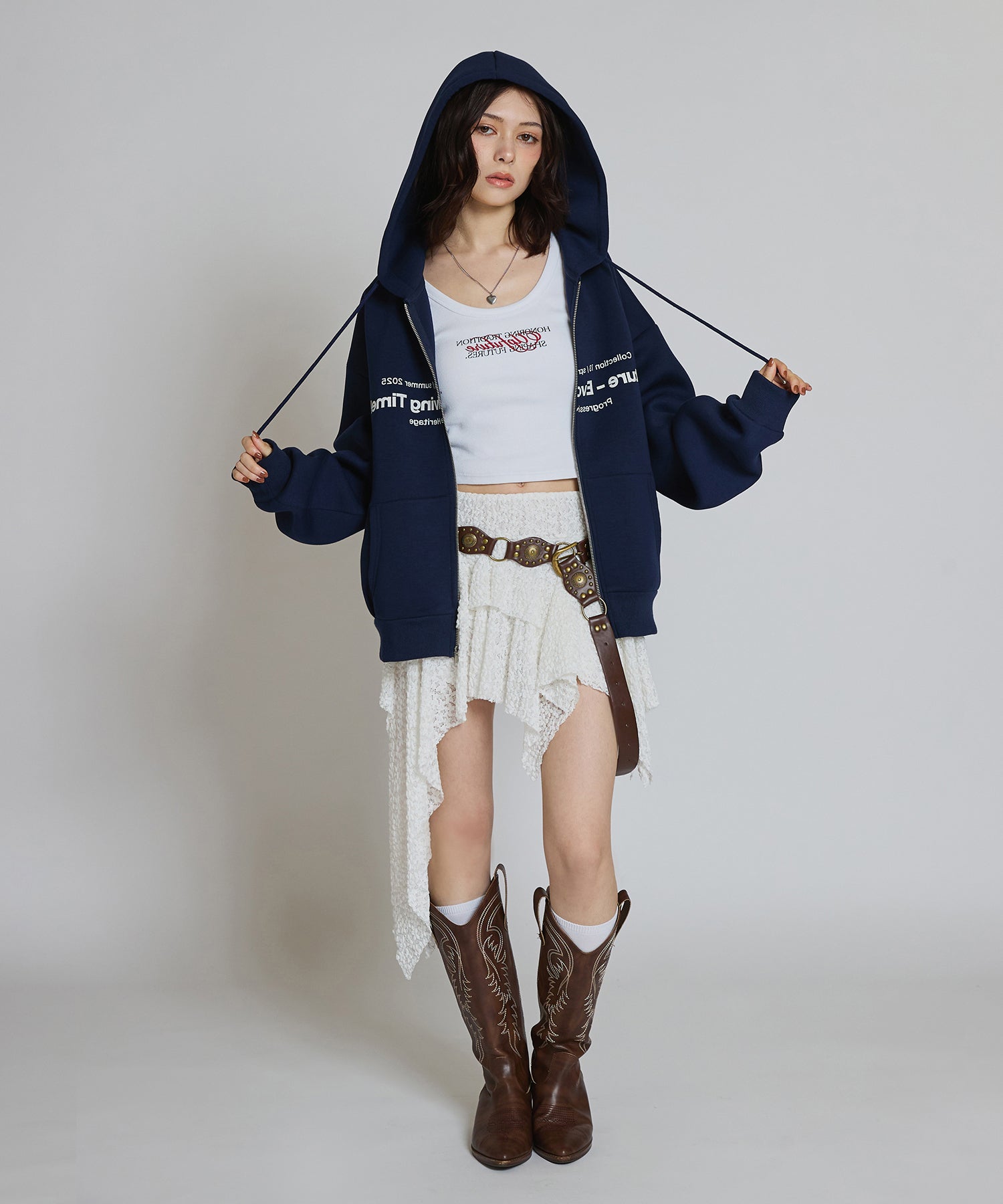 MODEL:163cm/COLOR:WHITE/SIZE:F