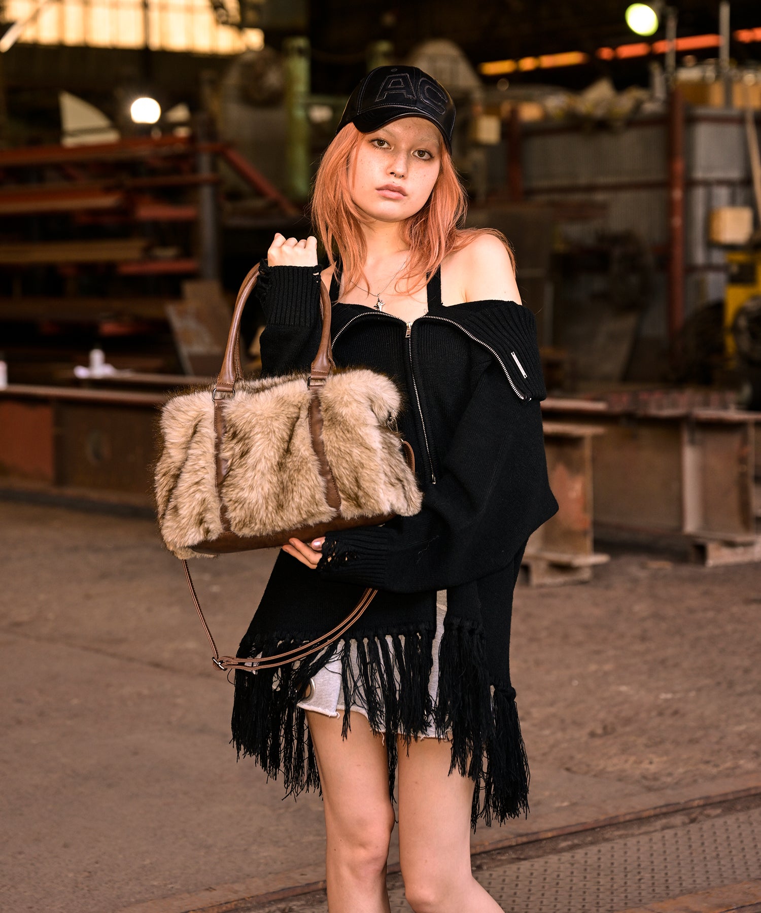 MODEL:170cm/COLOR:BLACK/SIZE:F