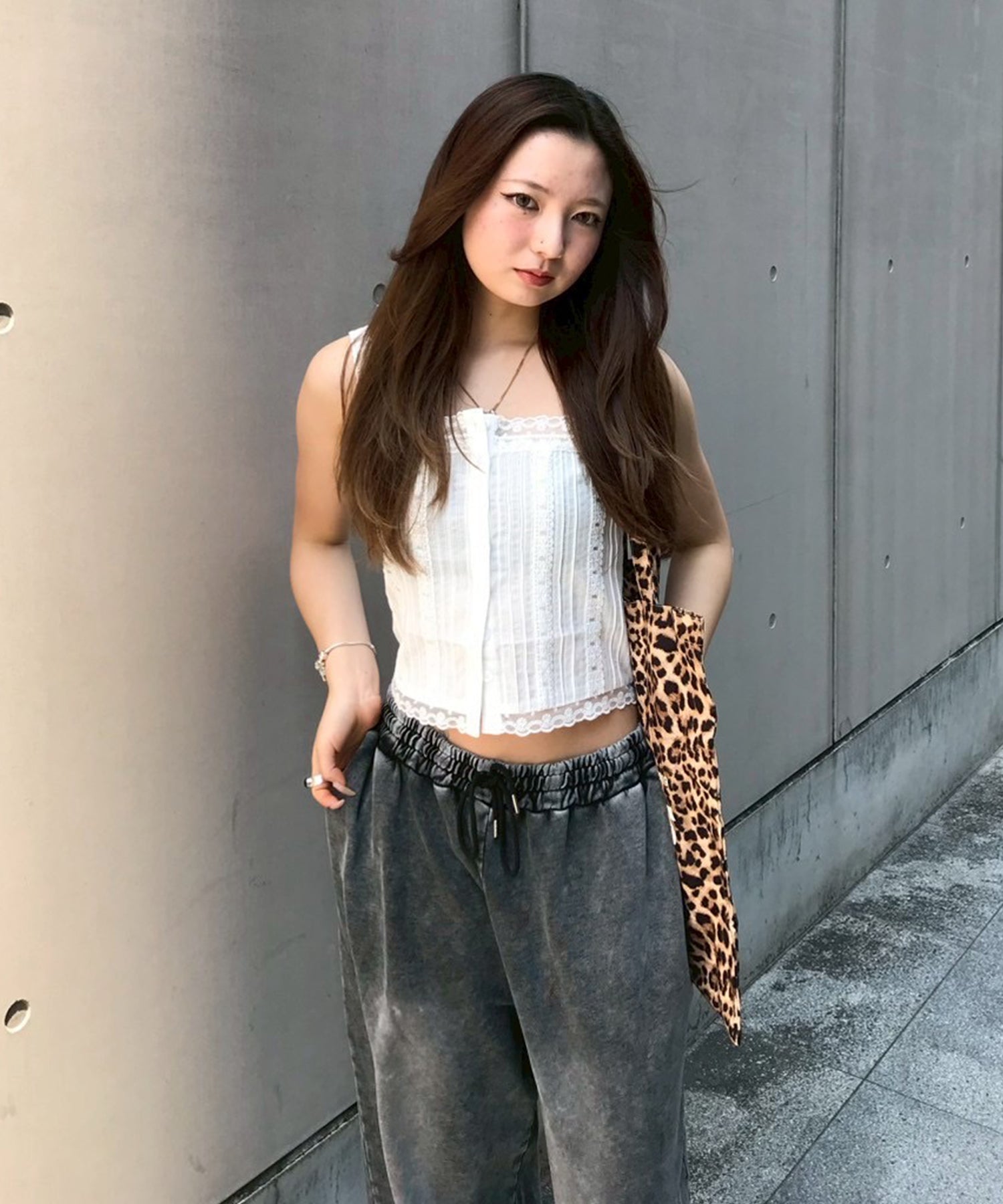 STAFF:160m/COLOR:WHITE/SIZE:F