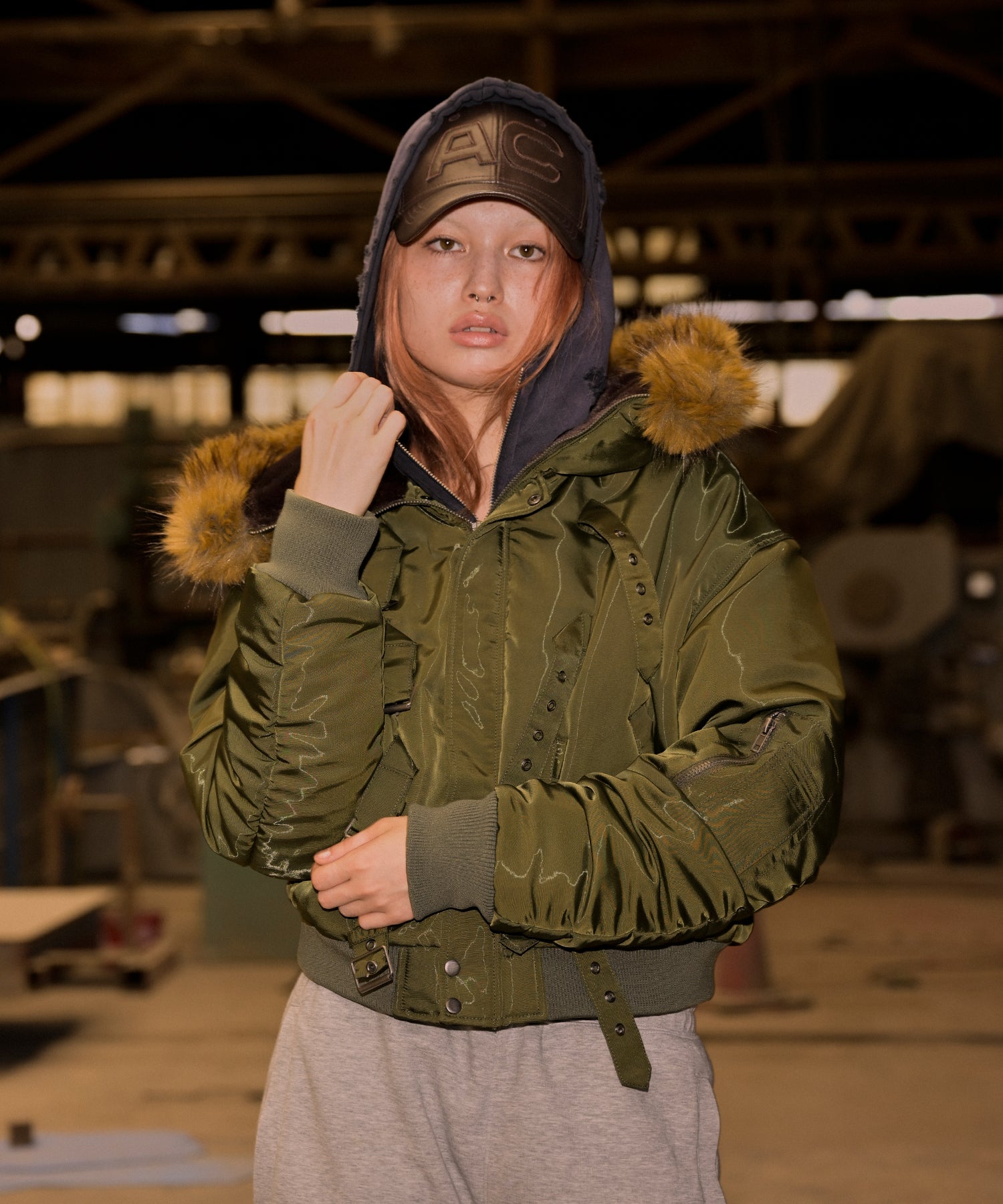 MODEL:170cm/COLOR:KHAKI/SIZE:F