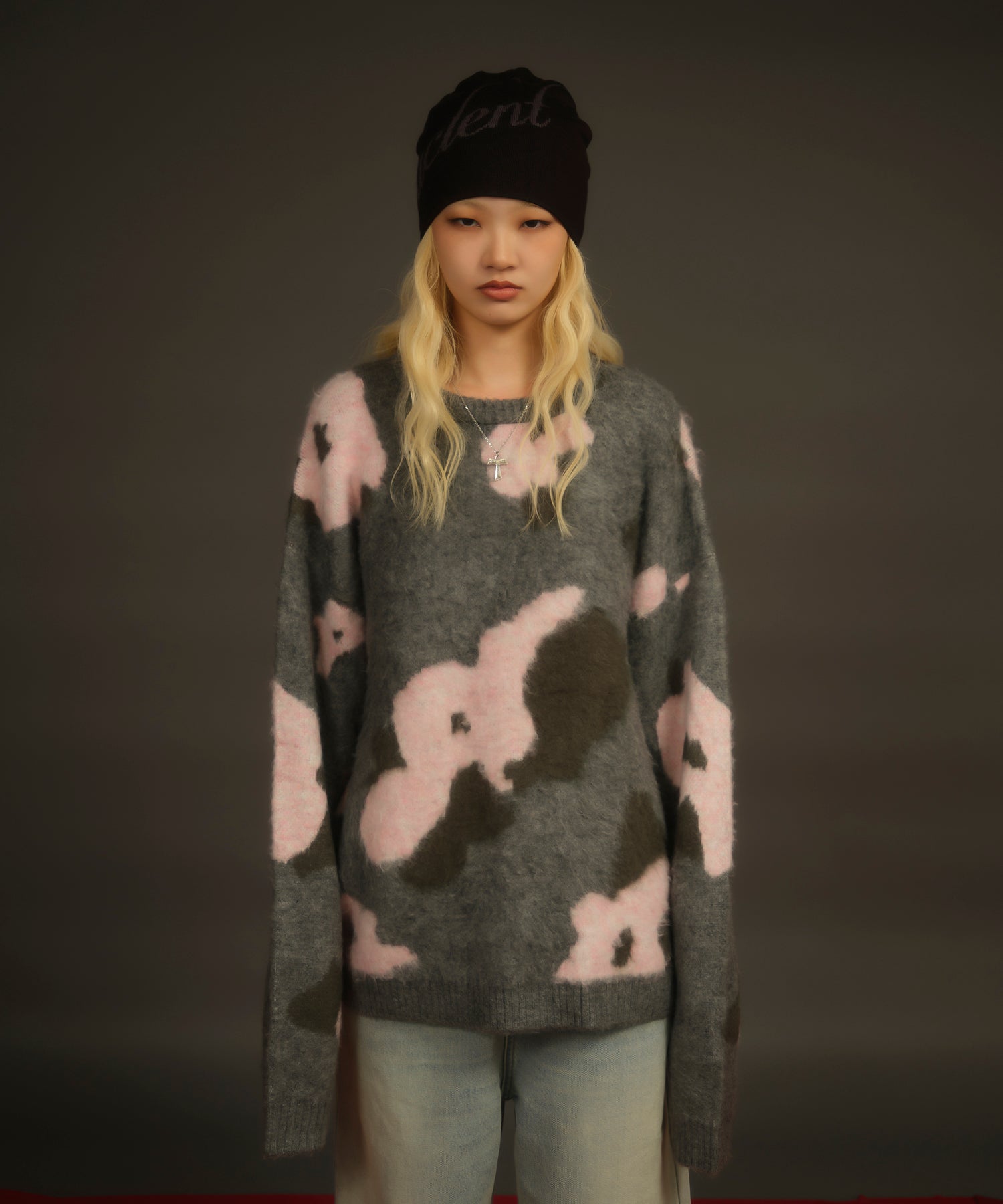 フラワージャガードルーズニット