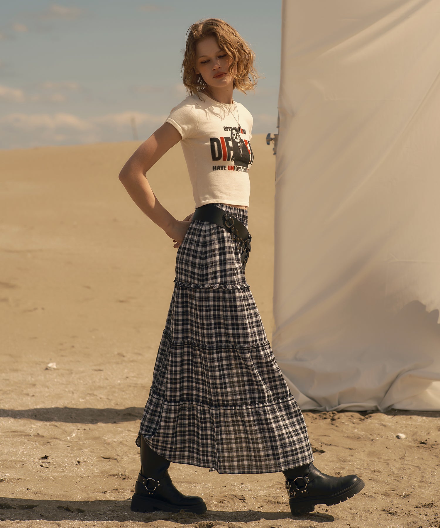 MODEL:173cm/COLOR:IVORY/SIZE:F