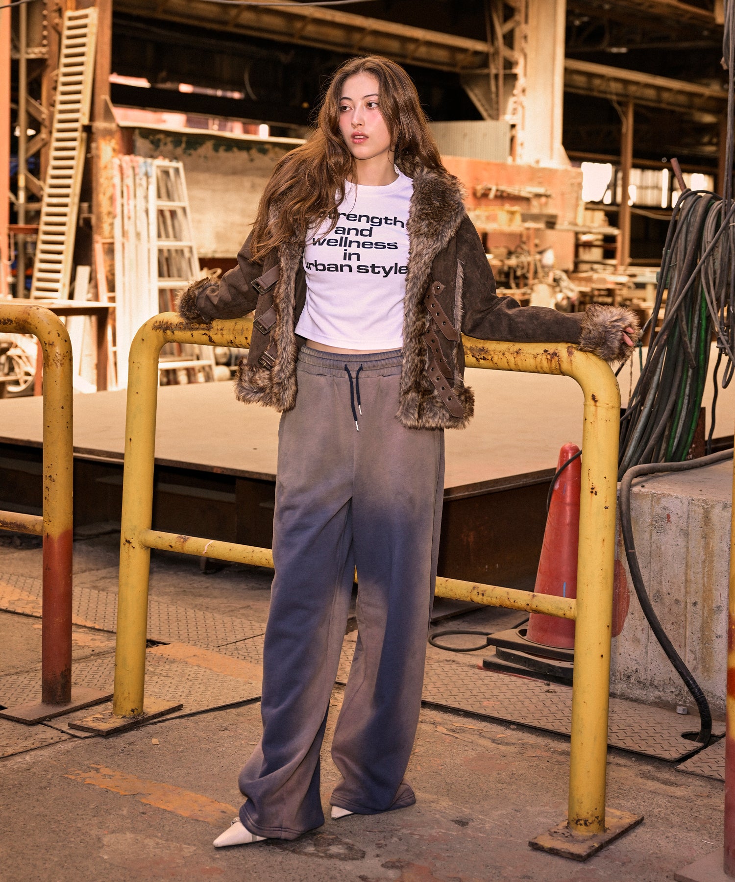 MODEL:163cm/COLOR:BROWN/SIZE:M