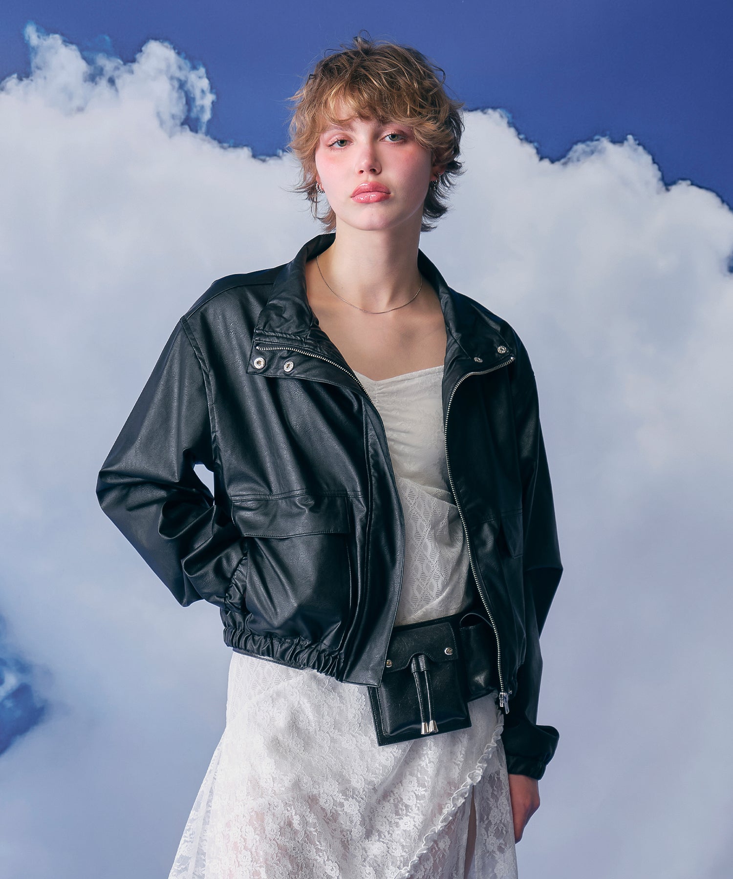 MODEL:170cm/COLOR:BLACK/SIZE:F