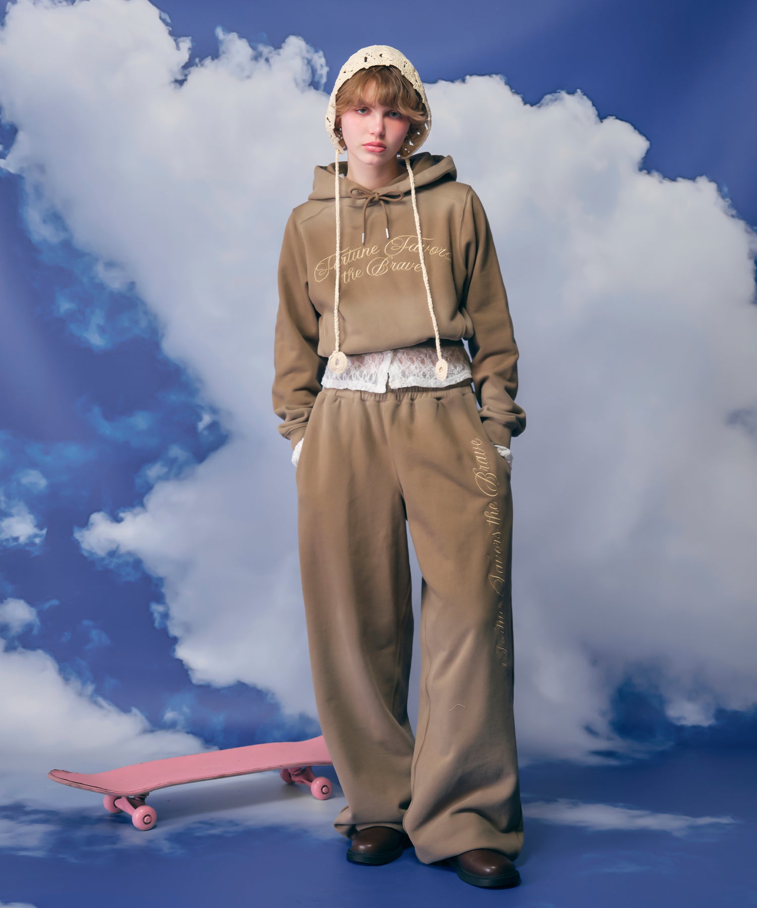 MODEL:170cm/COLOR:BEIGE/SIZE:F