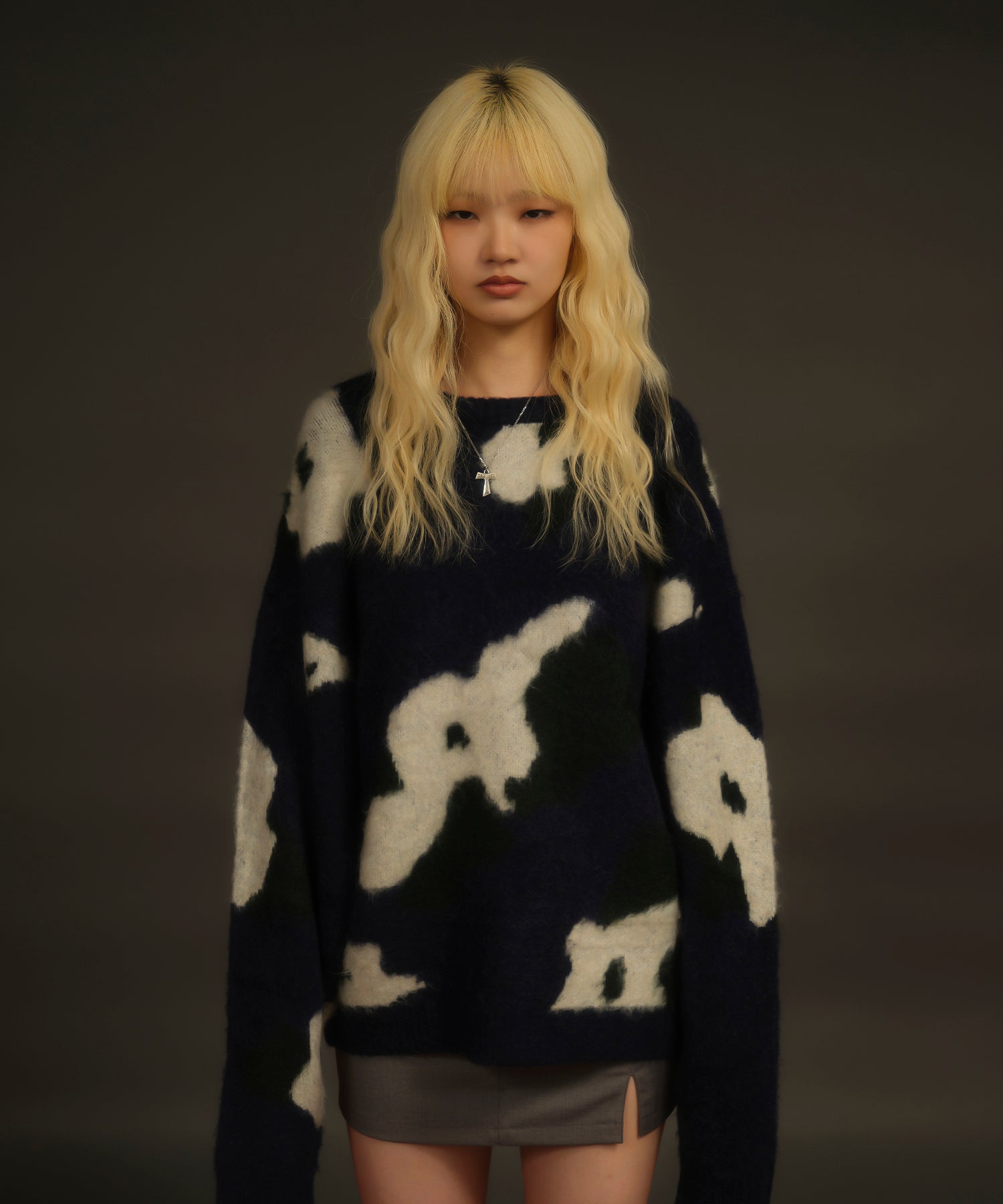 フラワージャガードルーズニット