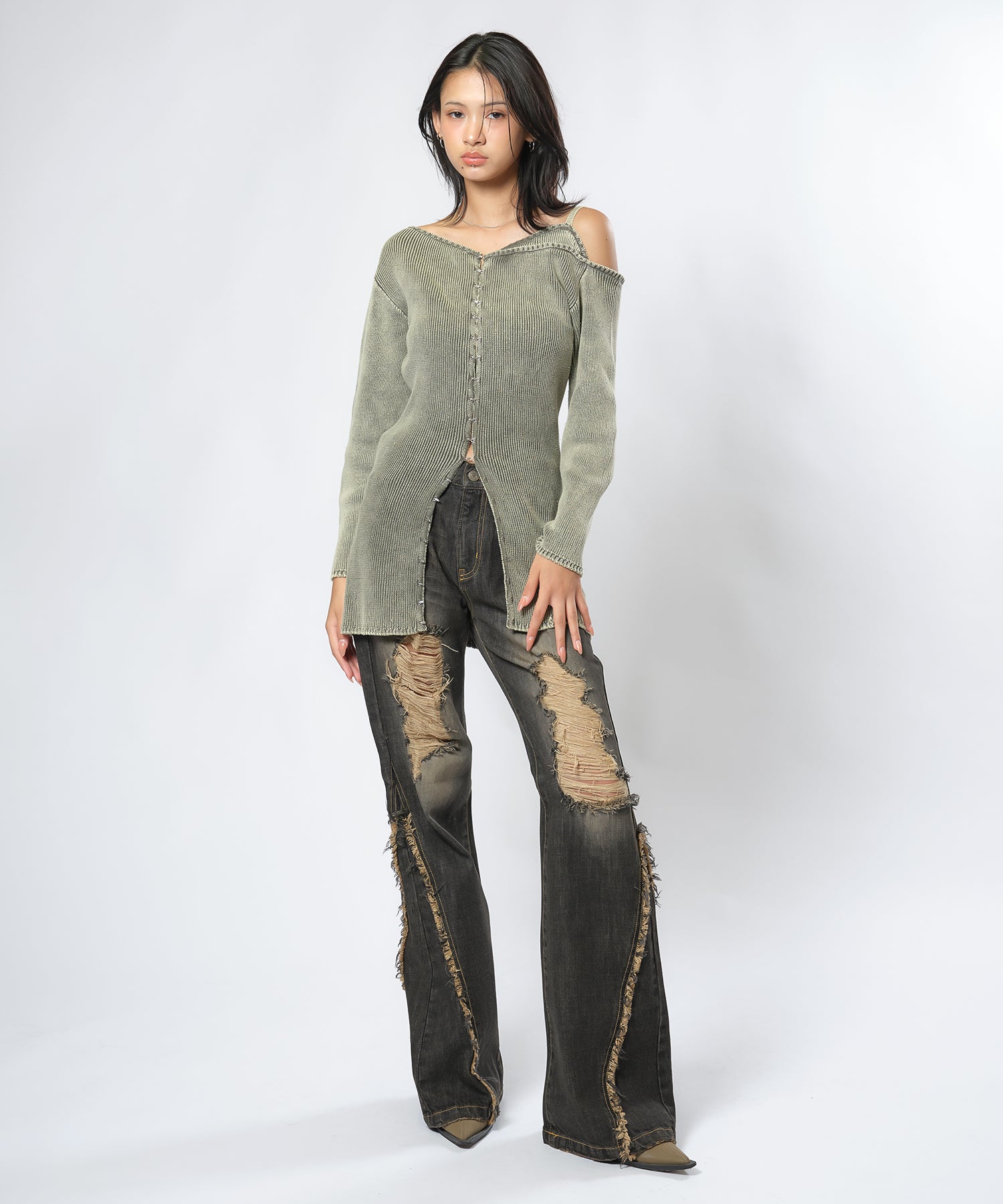 MODEL:170cm/COLOR:KHAKI/SIZE:F