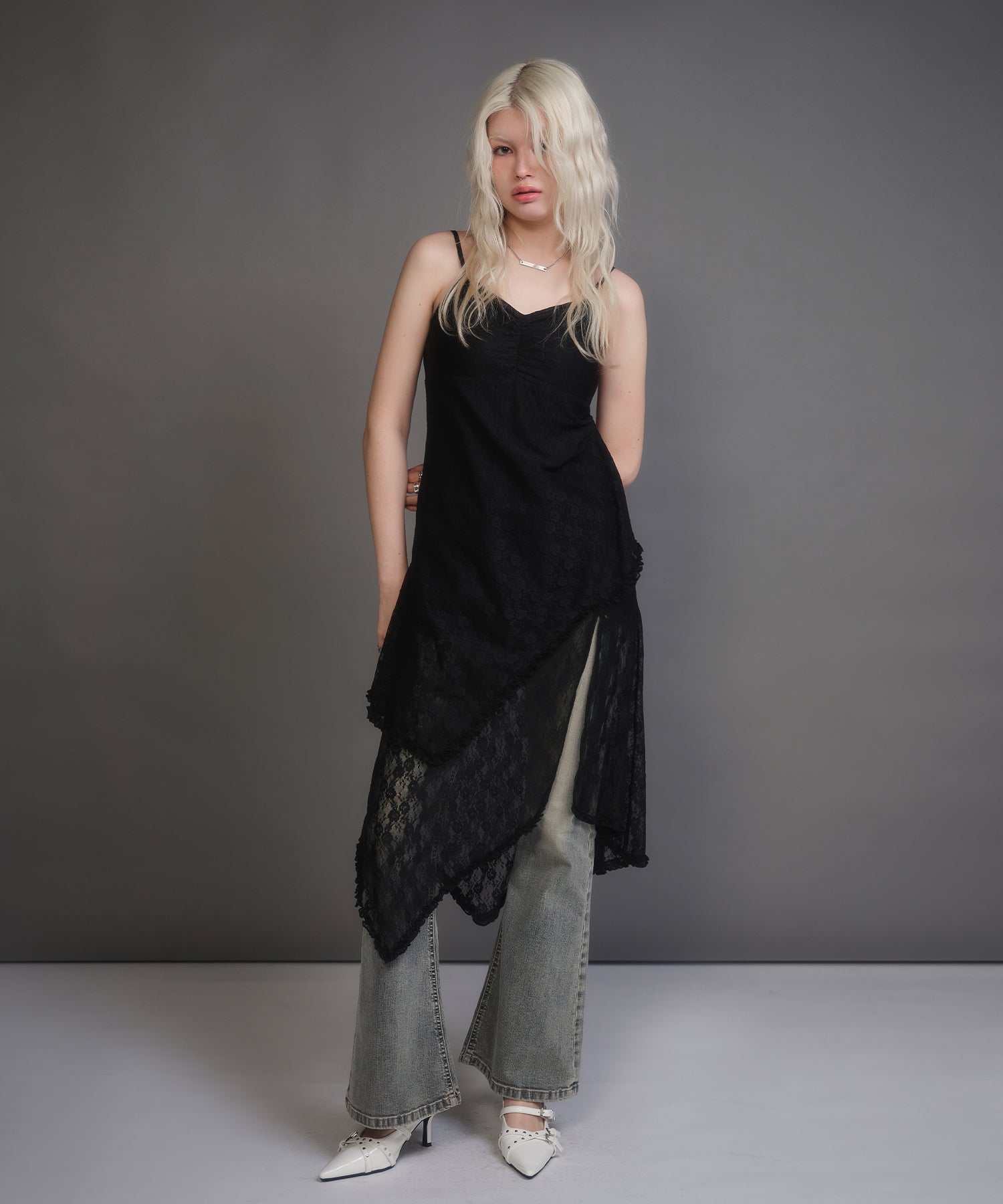 MODEL:170cm/COLOR:BLACK/SIZE:F