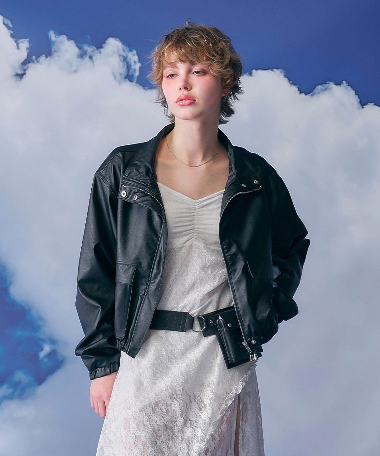 MODEL:170cm/COLOR:BLACK/SIZE:F