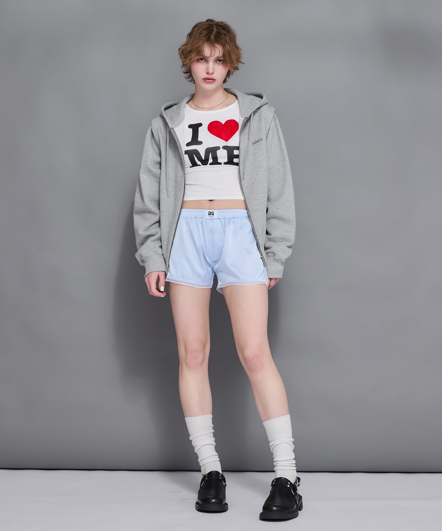 MODEL:170cm/COLOR:WHITE/SIZE:F