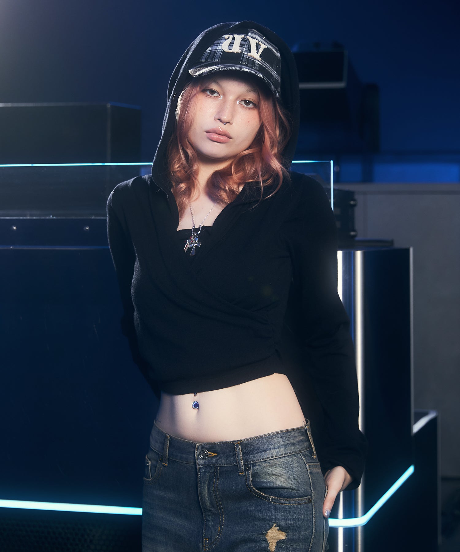 MODEL:170cm/COLOR:BLACK/SIZE:F