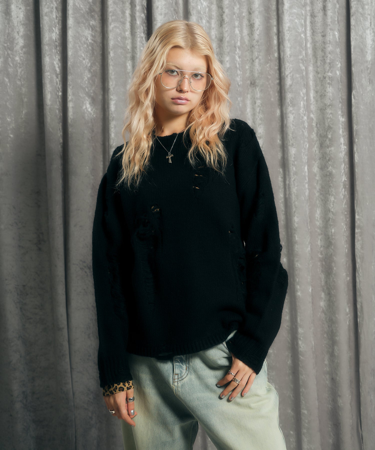 MODEL:170cm/COLOR:BLACK/SIZE:F