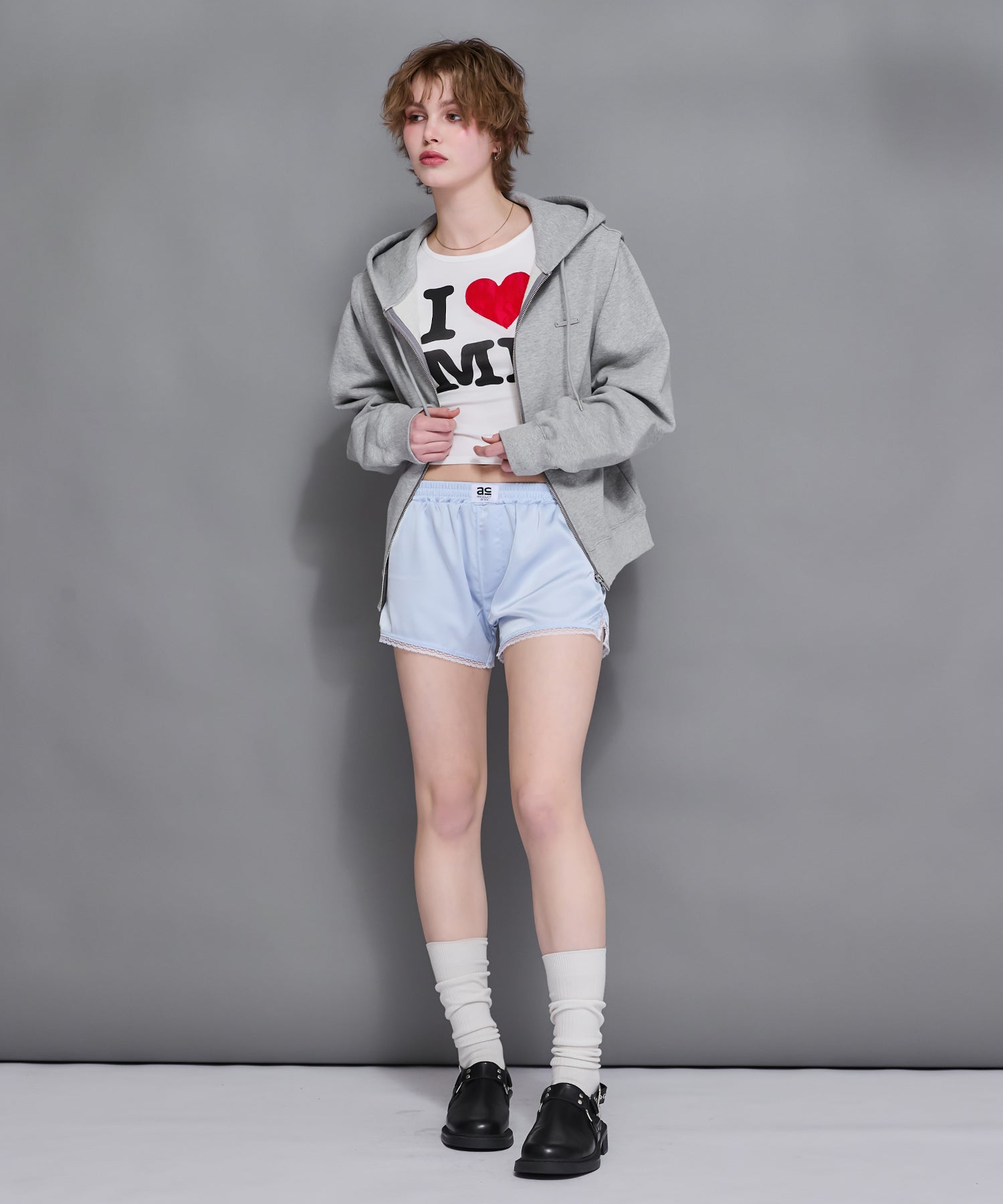 MODEL:170cm/COLOR:WHITE/SIZE:F