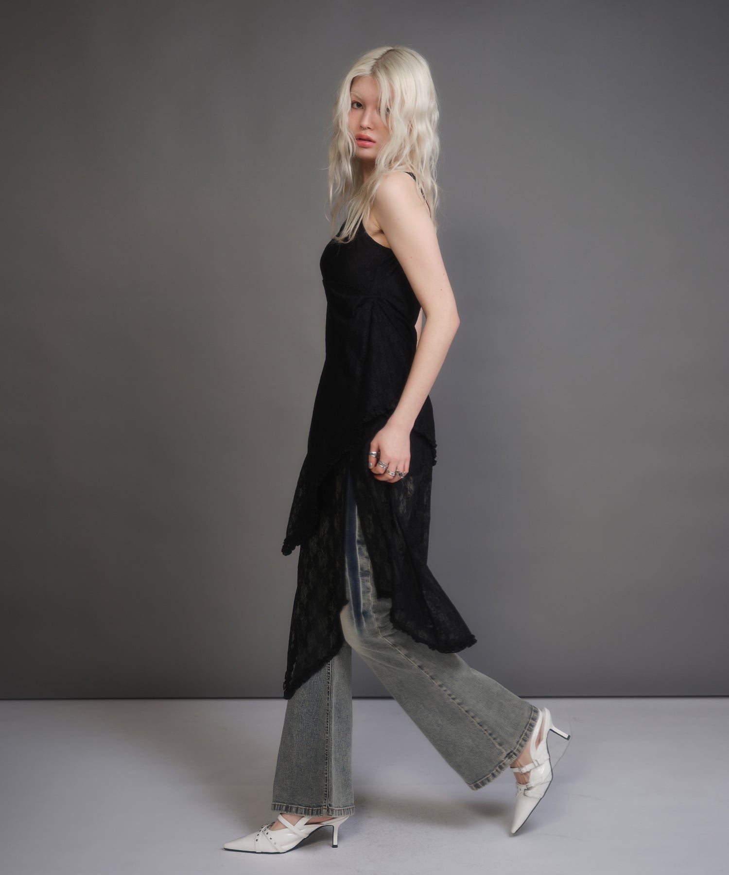 MODEL:170cm/COLOR:BLACK/SIZE:F