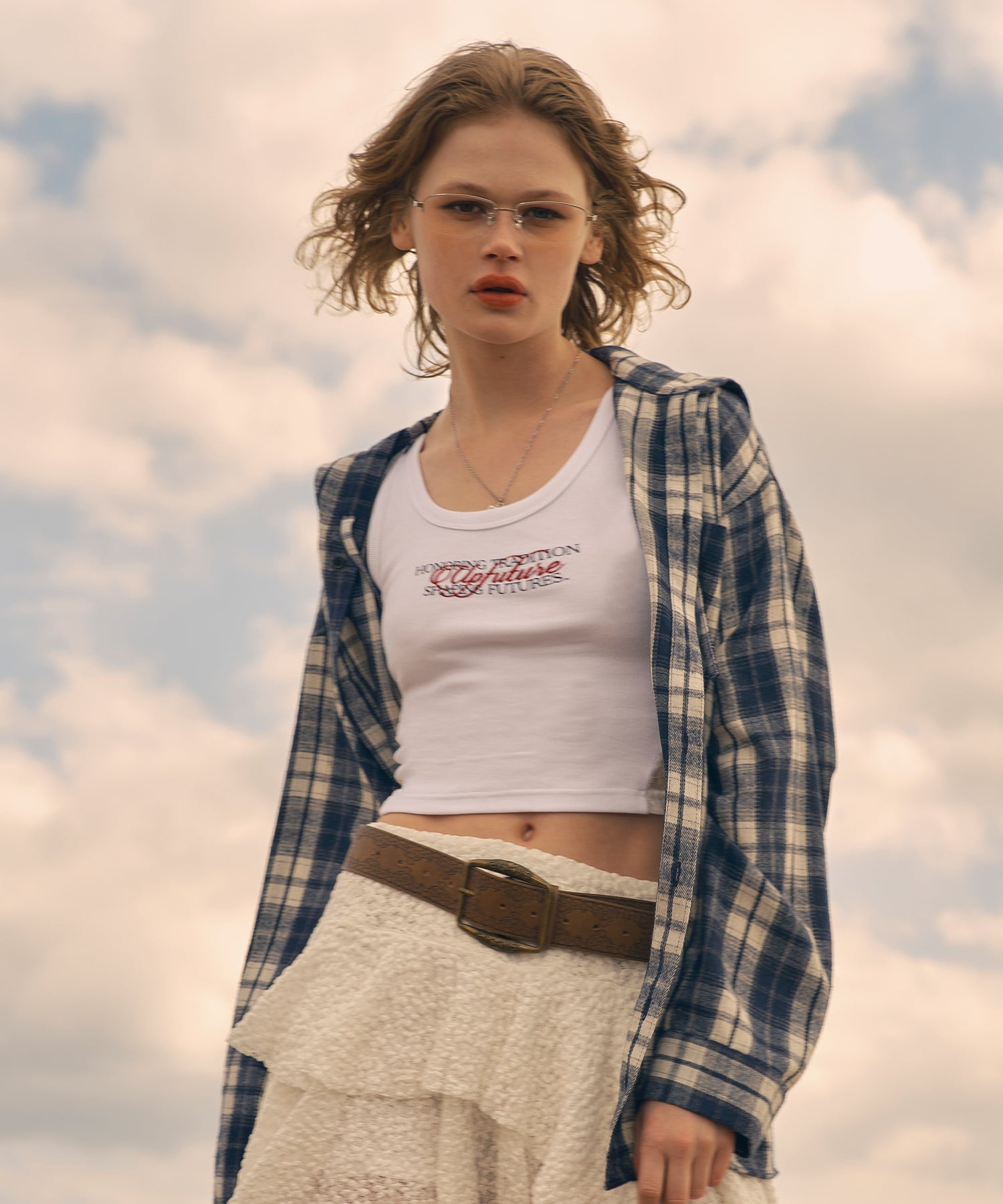 MODEL:173cm/COLOR:WHITE/SIZE:F