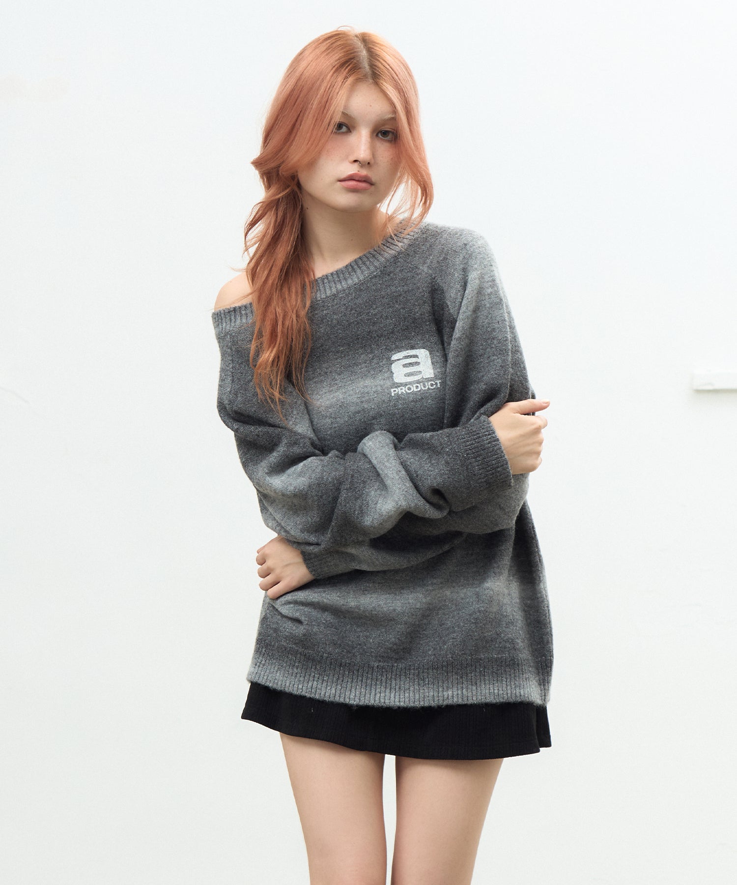 MODEL:170cm/COLOR:BLACK/SIZE:F