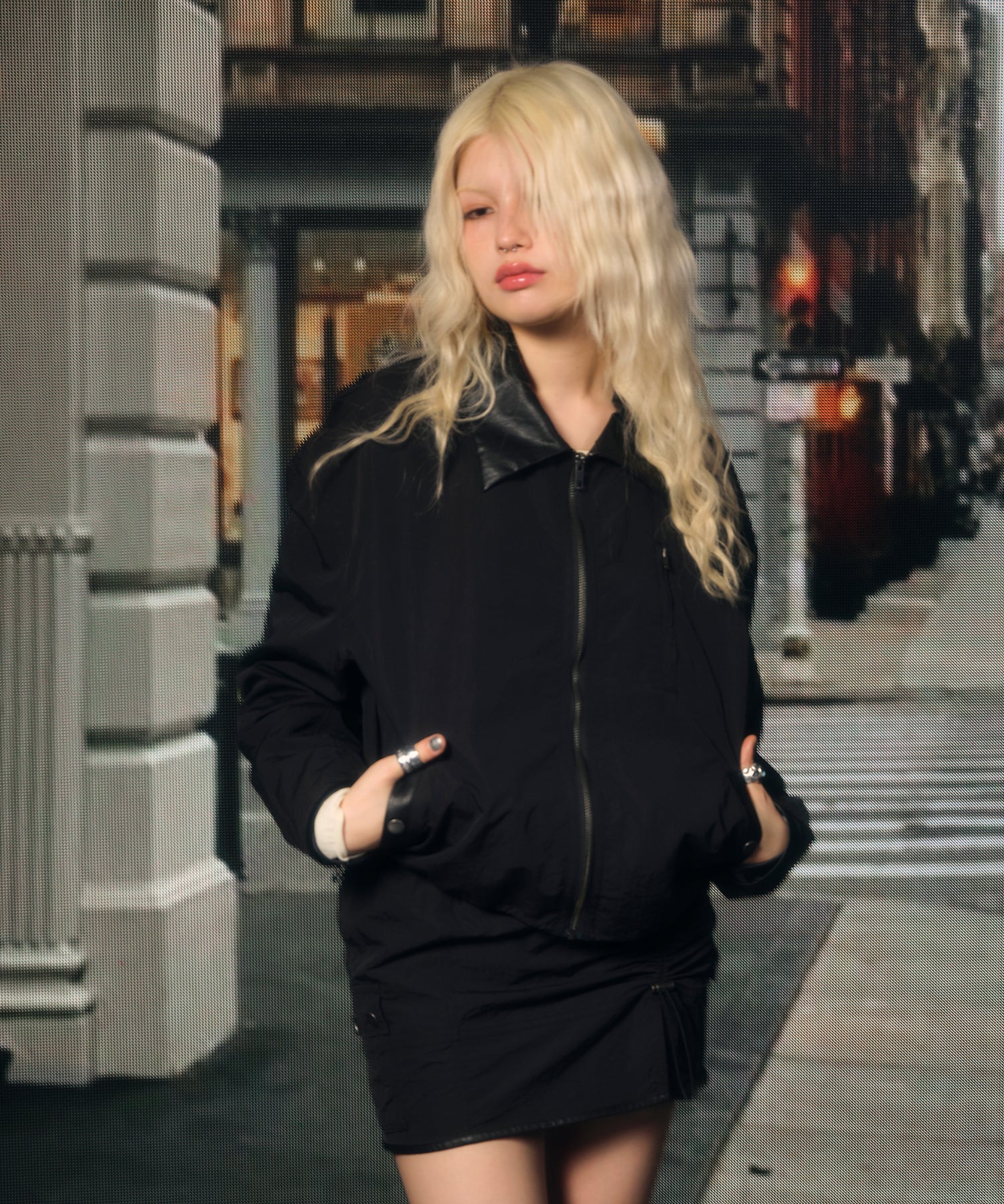 MODEL:170cm/COLOR:BLACK/SIZE:F