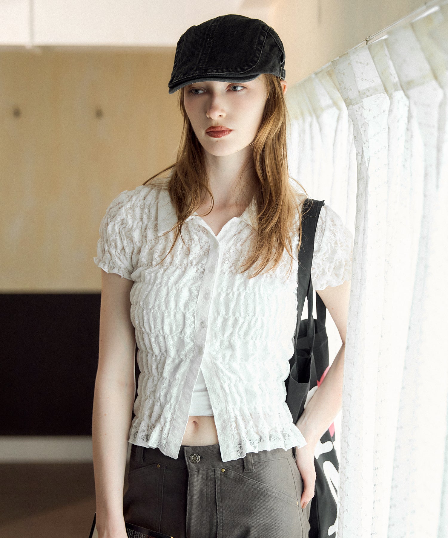 MODEL:174cm/COLOR:WHITE/SIZE:F