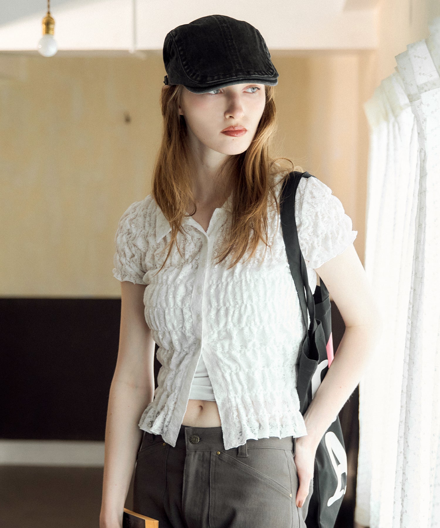 MODEL:174cm/COLOR:WHITE/SIZE:F