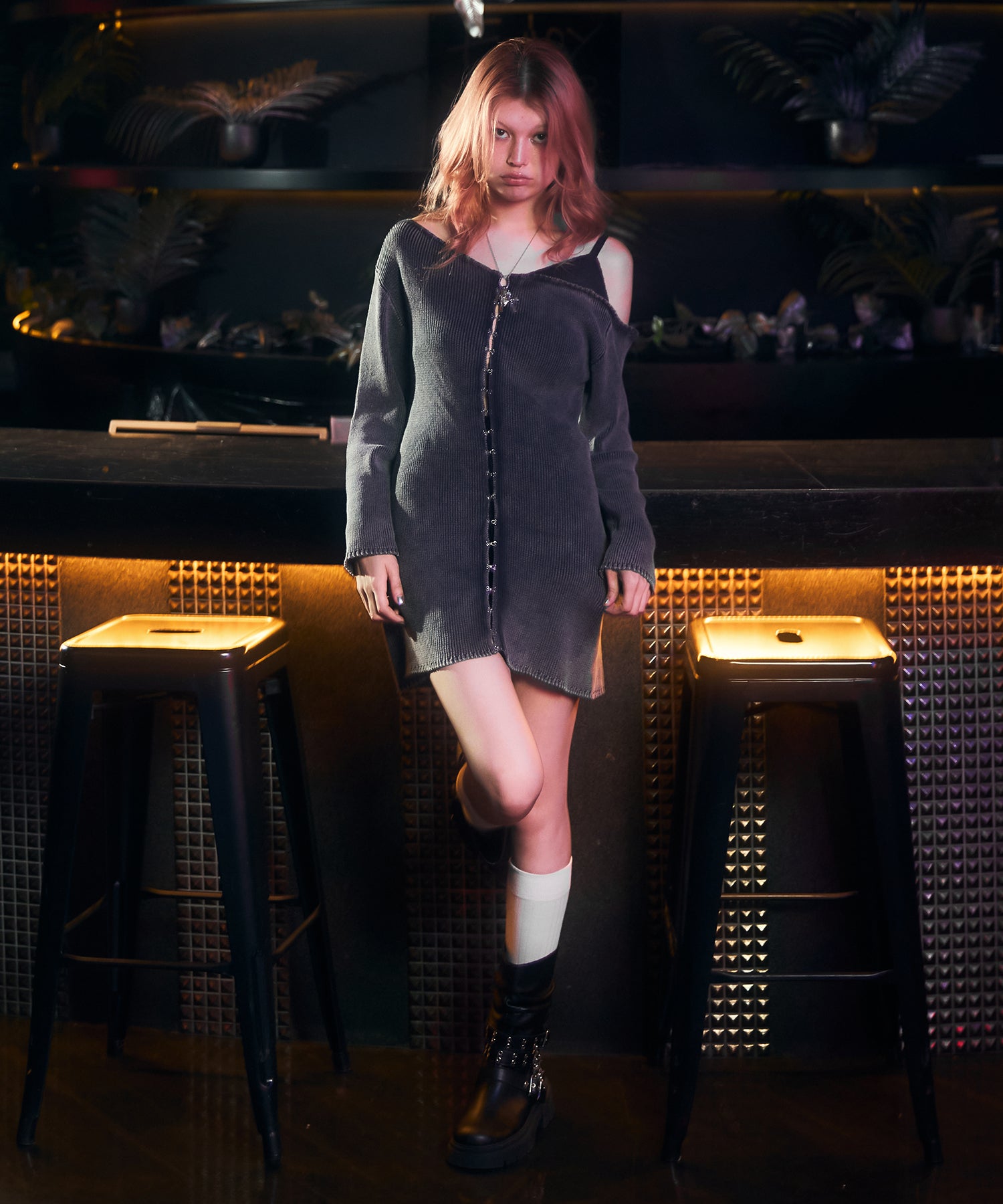 MODEL:170cm/COLOR:BLACK/SIZE:F