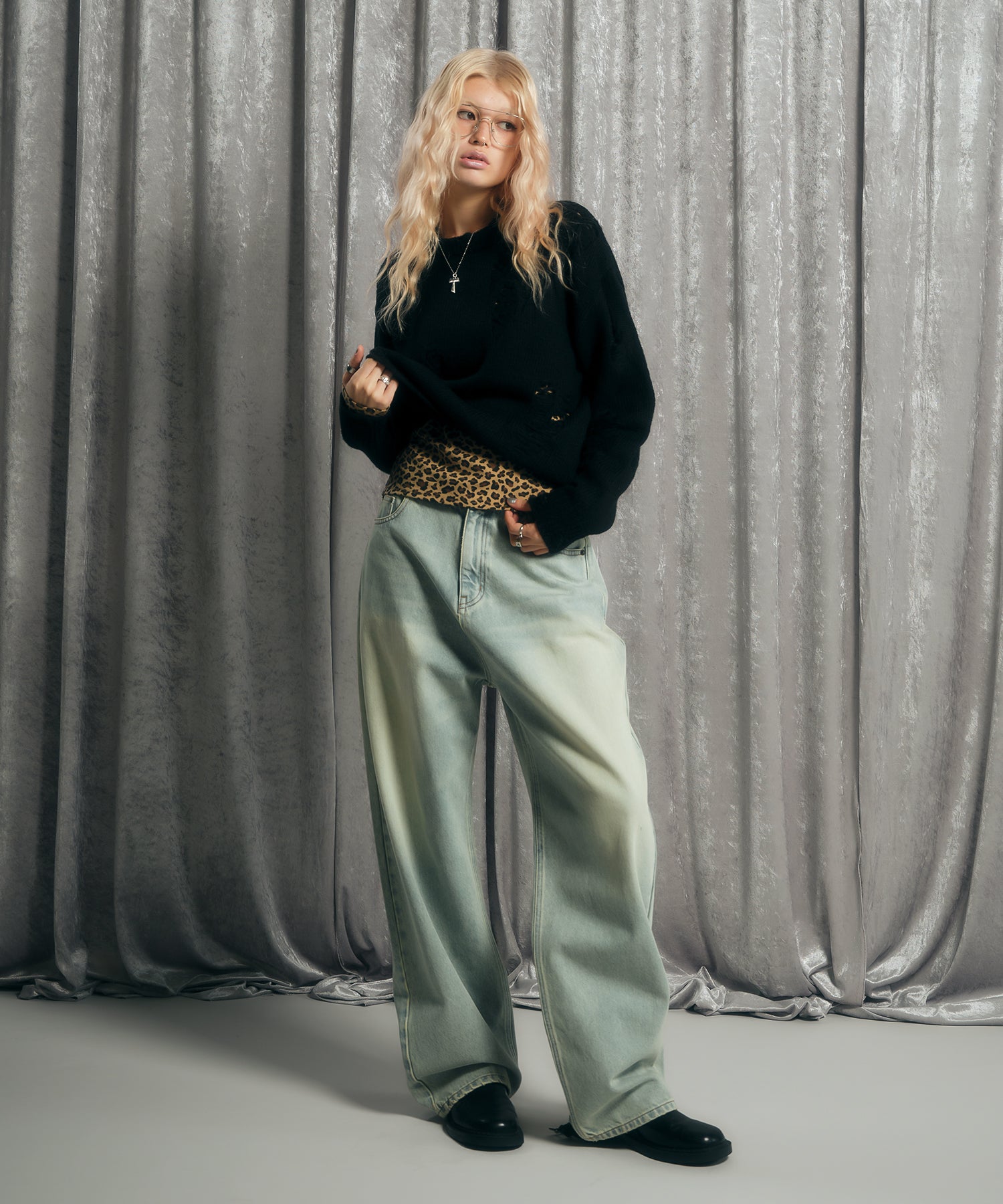 MODEL:170cm/COLOR:BLACK/SIZE:F