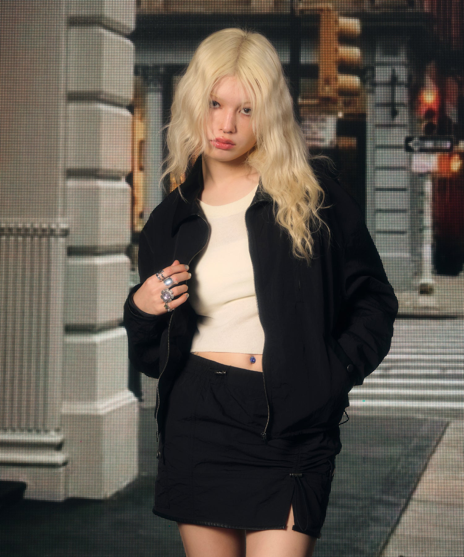 MODEL:170cm/COLOR:BLACK/SIZE:F