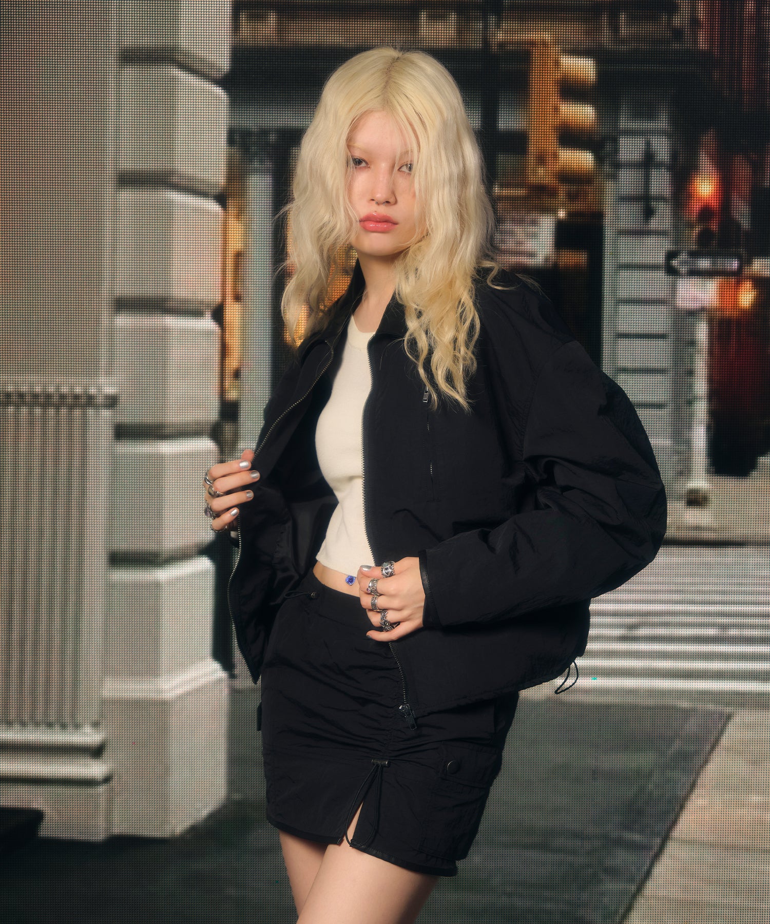 MODEL:170cm/COLOR:BLACK/SIZE:F