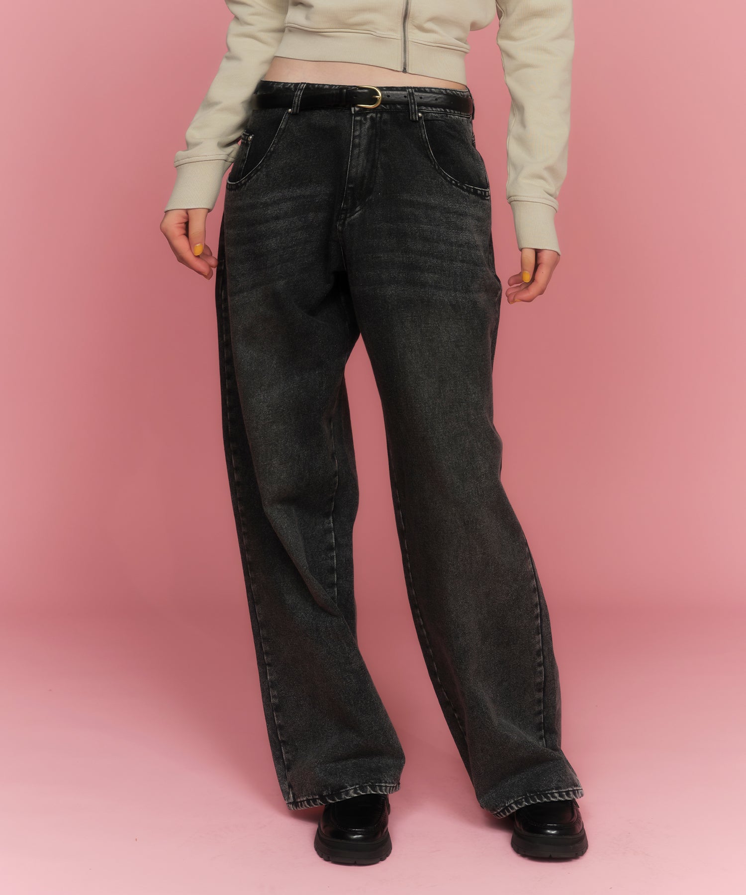 MODEL:174cm/COLOR:BLACK/SIZE:M