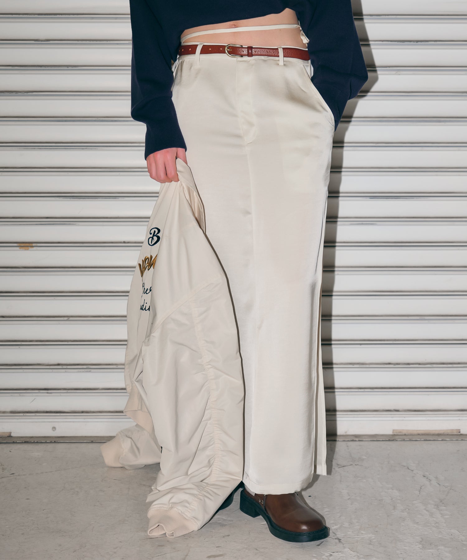 MODEL:170cm/COLOR:IVORY/SIZE:F