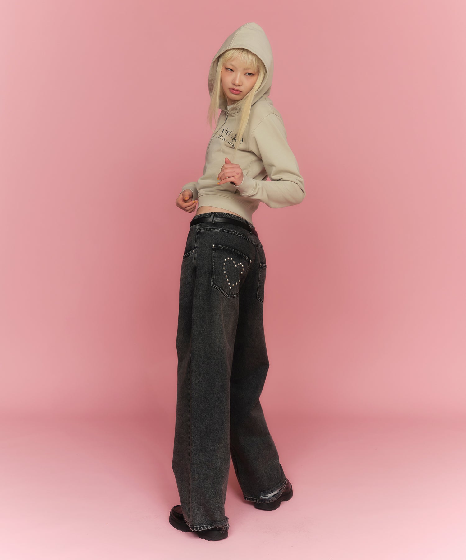 MODEL:174cm/COLOR:BLACK/SIZE:M