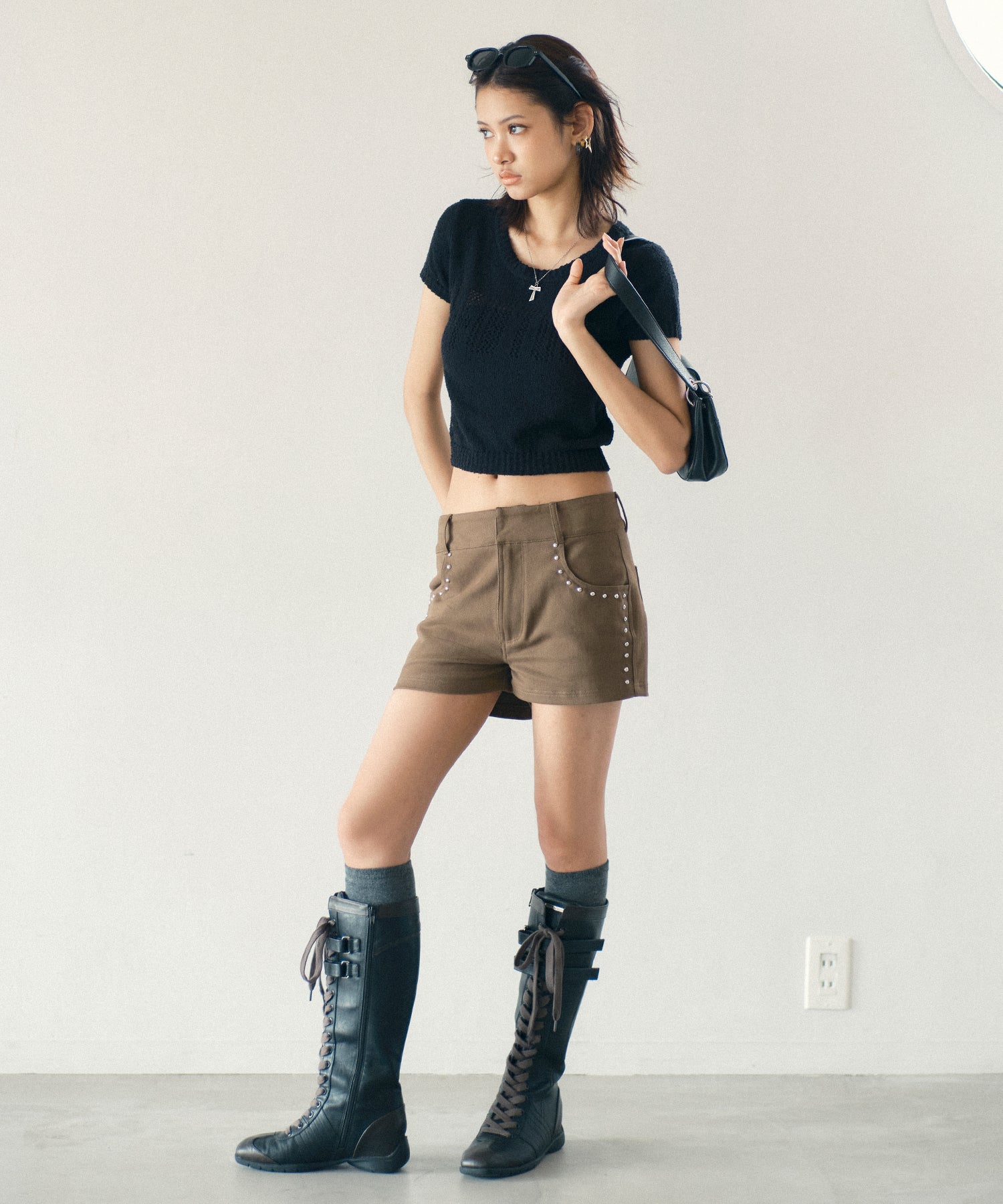MODEL:170cm/COLOR:BLACK/SIZE:F