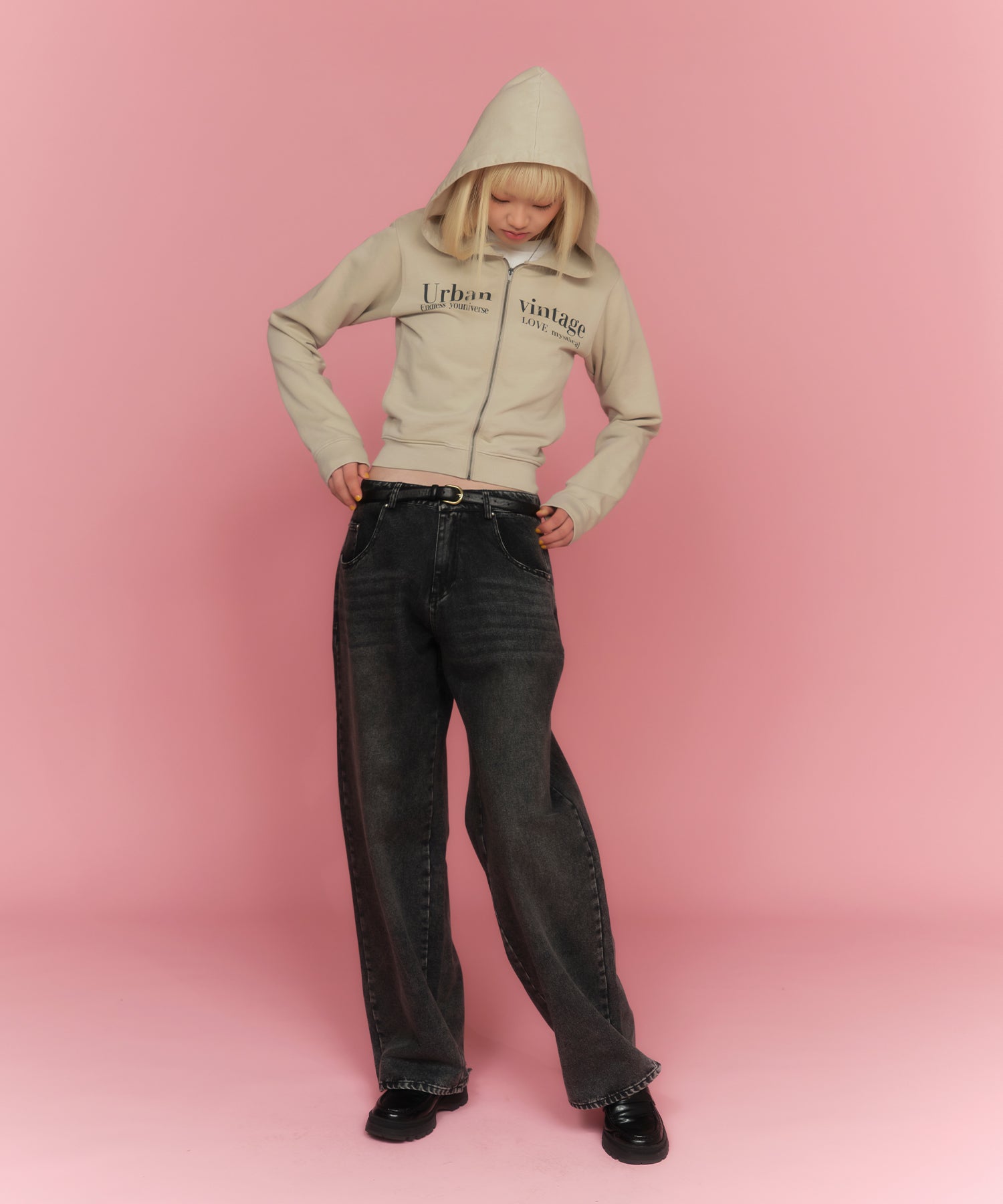 MODEL:174cm/COLOR:BLACK/SIZE:M