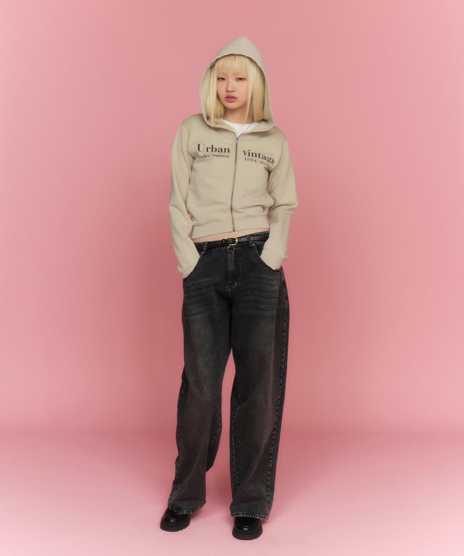 MODEL:174cm/COLOR:BLACK/SIZE:M