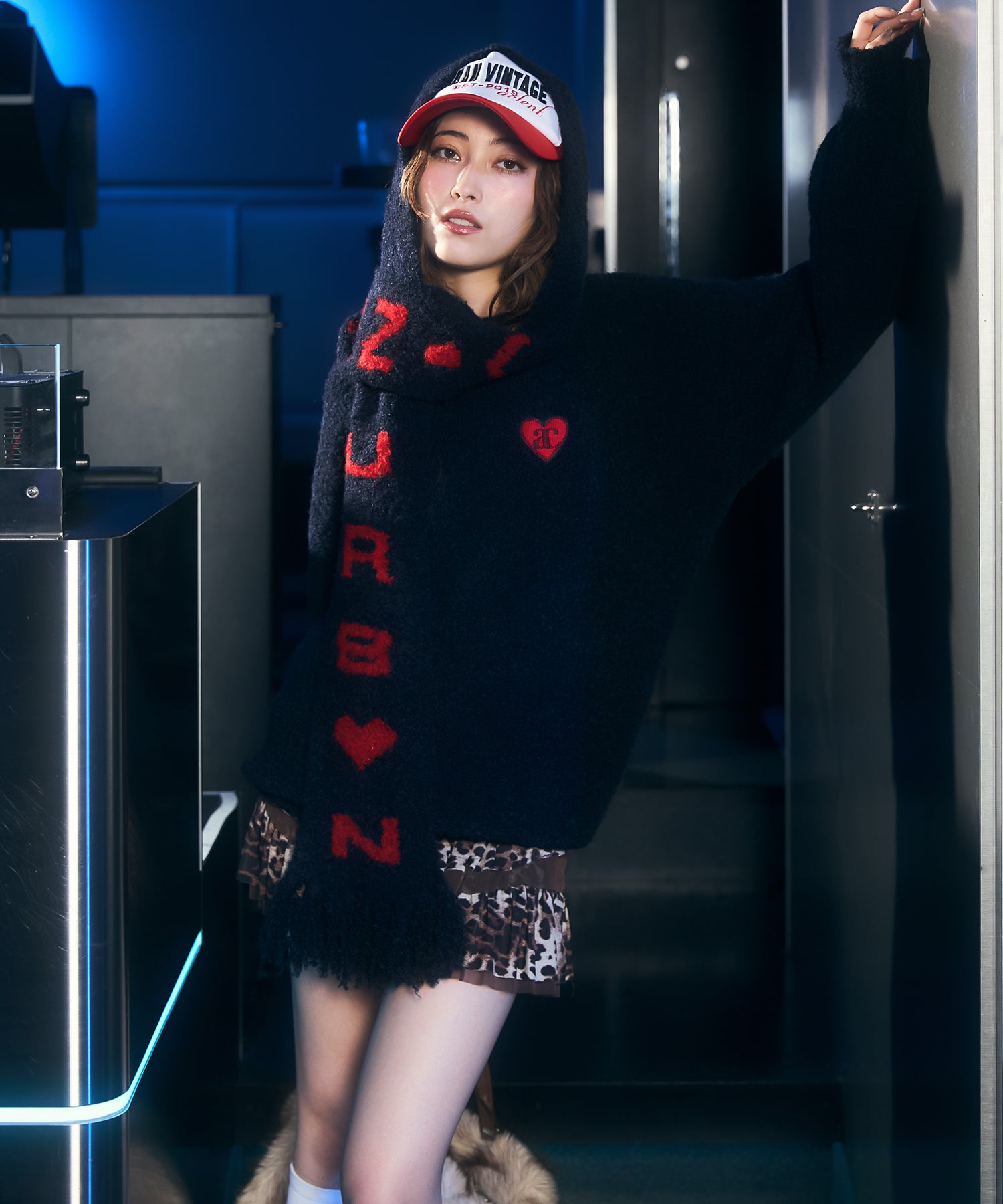 MODEL:170cm/COLOR:NAVY/SIZE:F