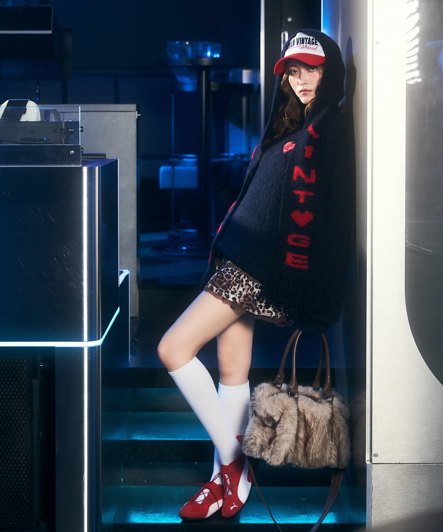 MODEL:170cm/COLOR:NAVY/SIZE:F