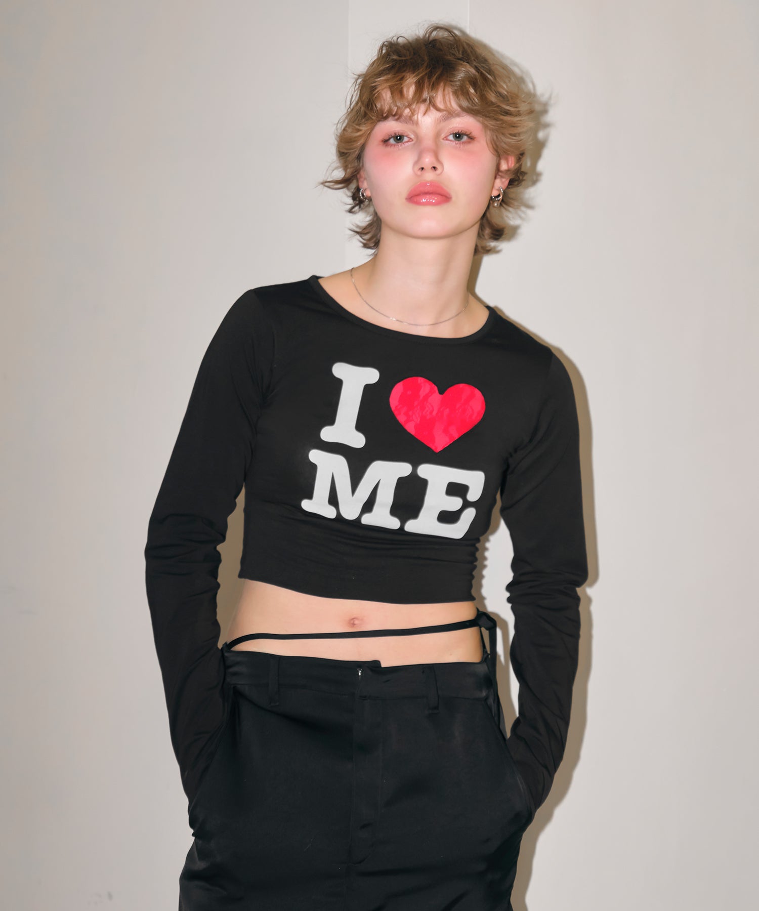 MODEL:170cm/COLOR:BLACK/SIZE:F