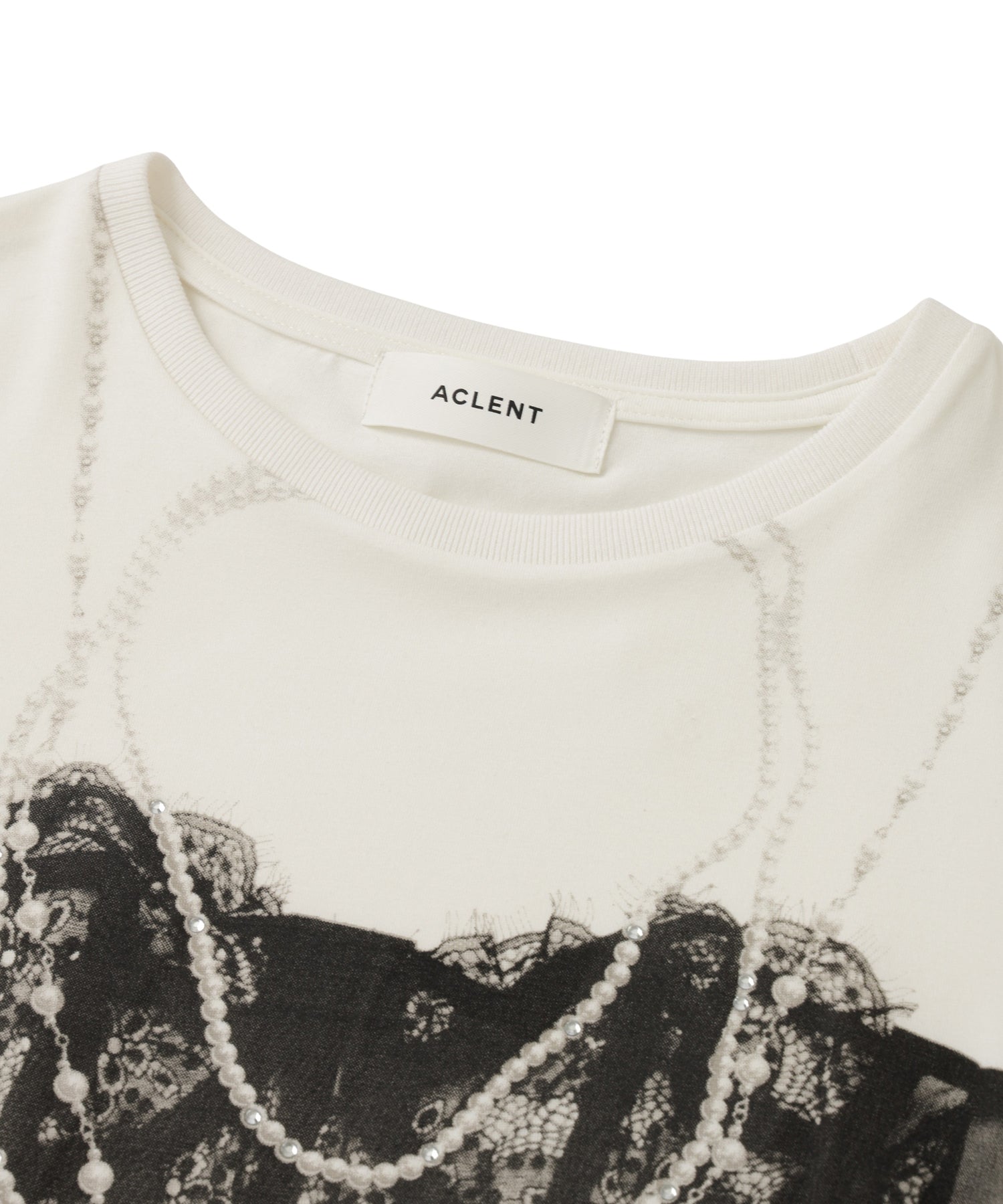 Lingerie Trompe l’œil Tee