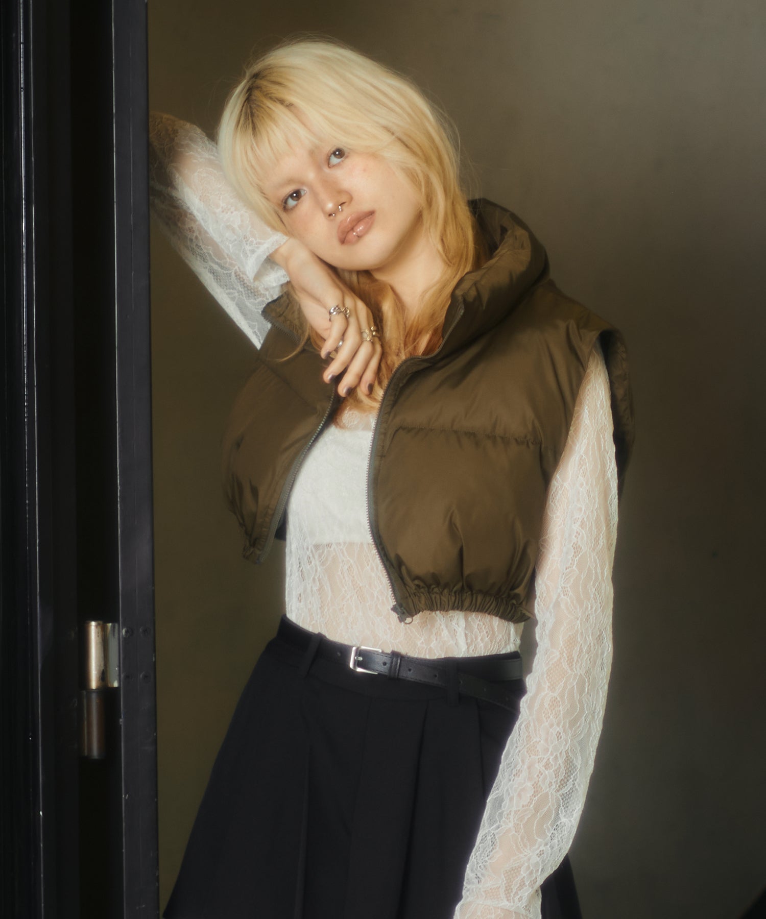 MODEL:170cm/COLOR:BEIGE/SIZE:F