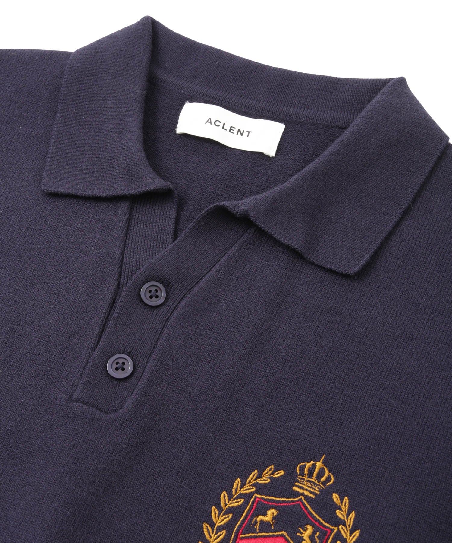 エンブレムロゴステッチニット