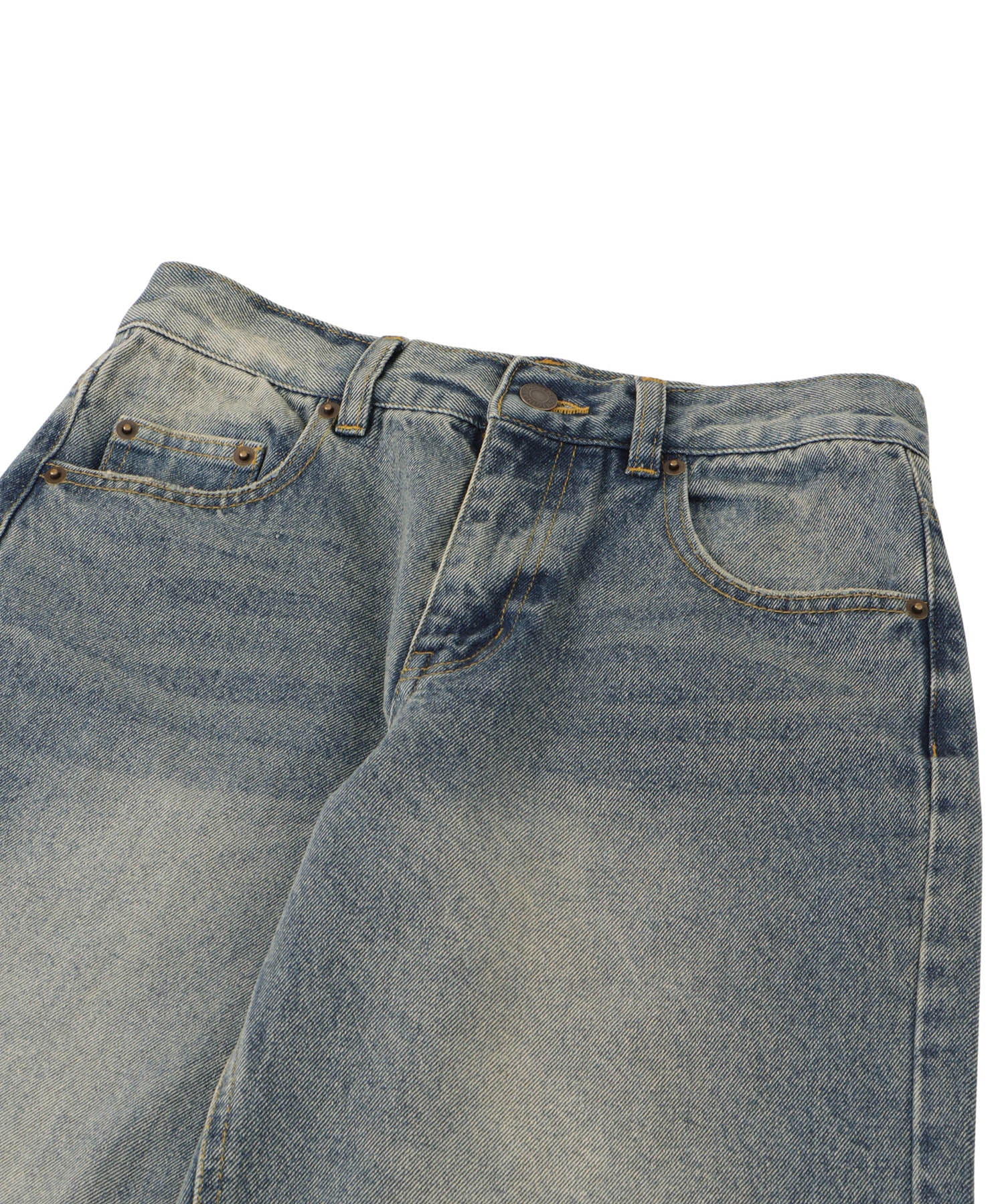 スリットダメージデニム